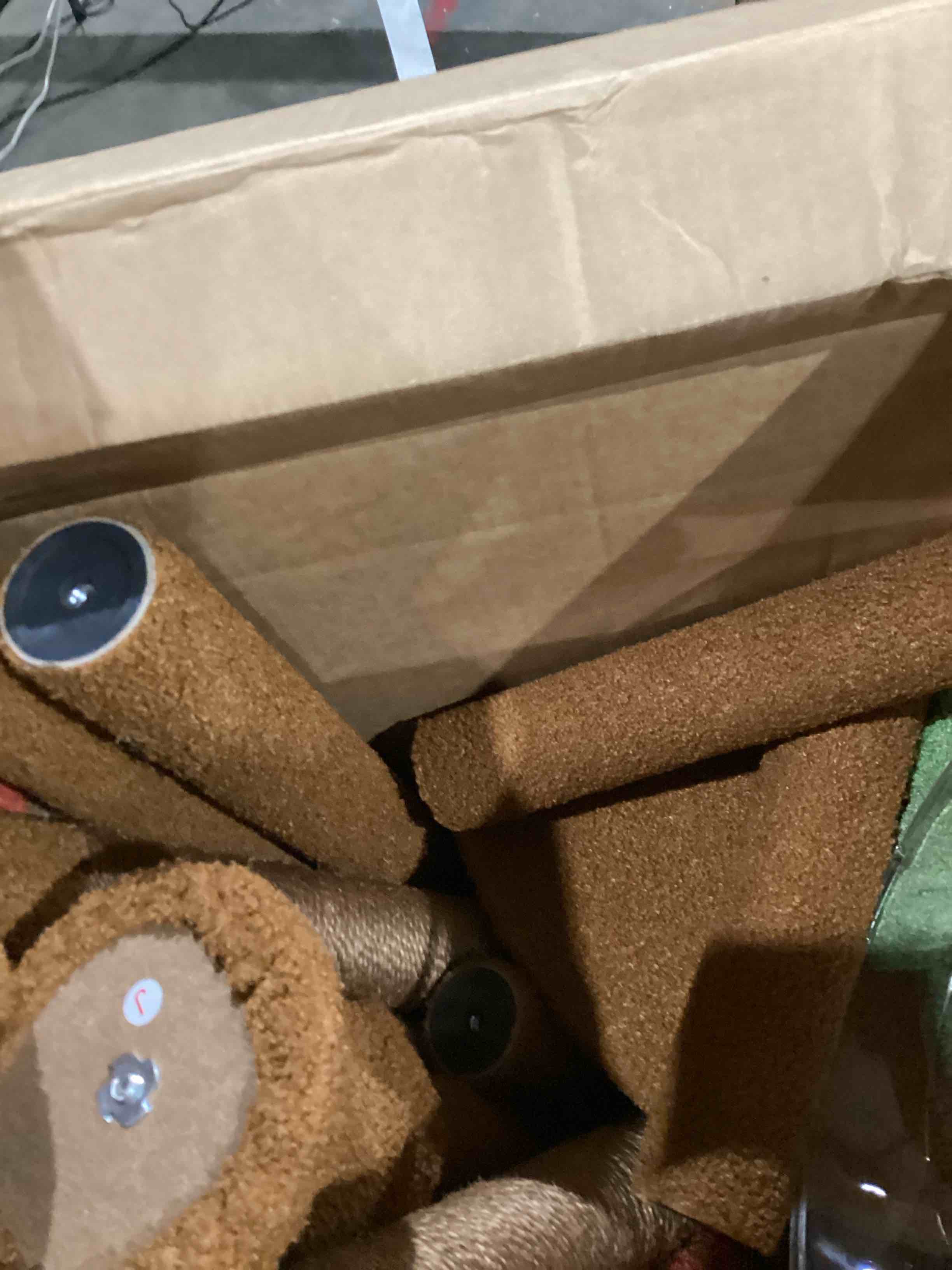 https://s3.amazonaws.com/lotting-images-prod/bidfta/PPE1596091_1753807177936.jpeg