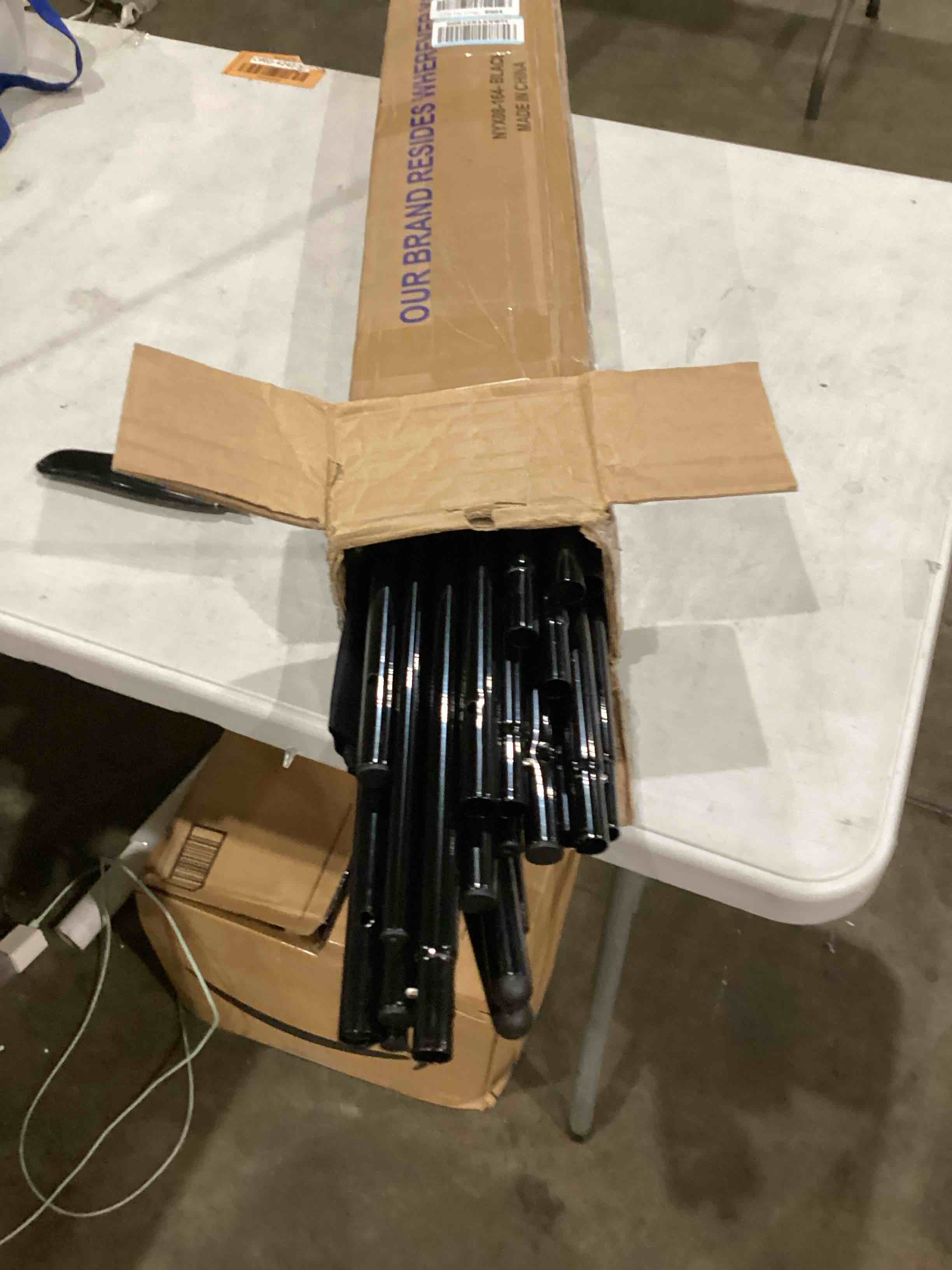 https://s3.amazonaws.com/lotting-images-prod/bidfta/PPE1596105_1753809798099.jpeg