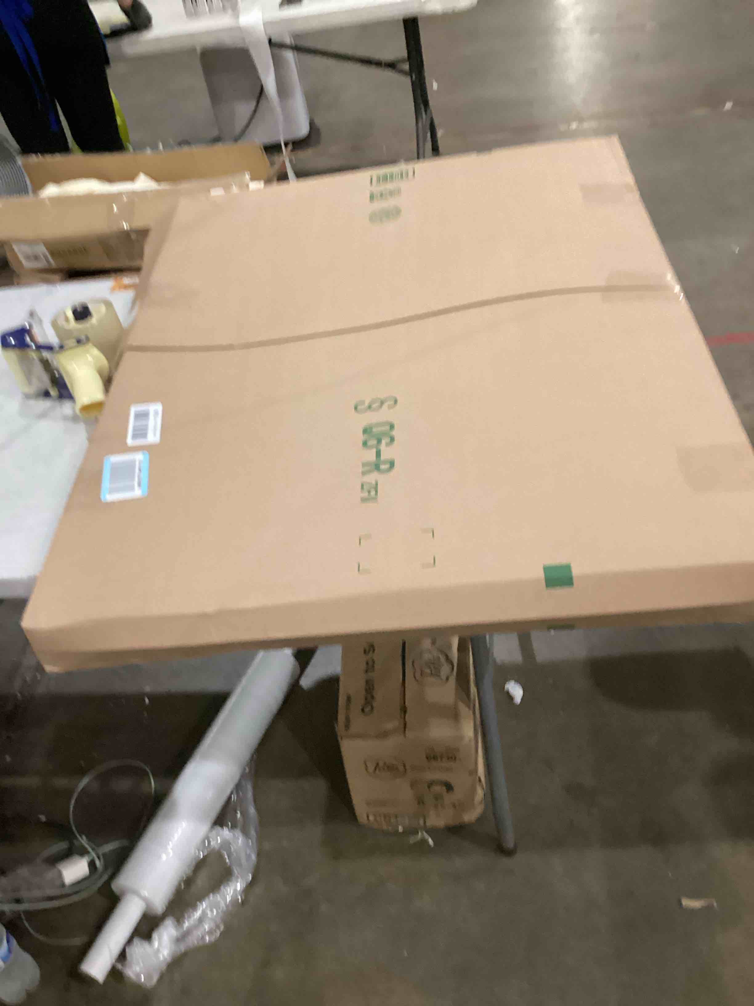 https://s3.amazonaws.com/lotting-images-prod/bidfta/PPE1596402_1754070198830.jpeg