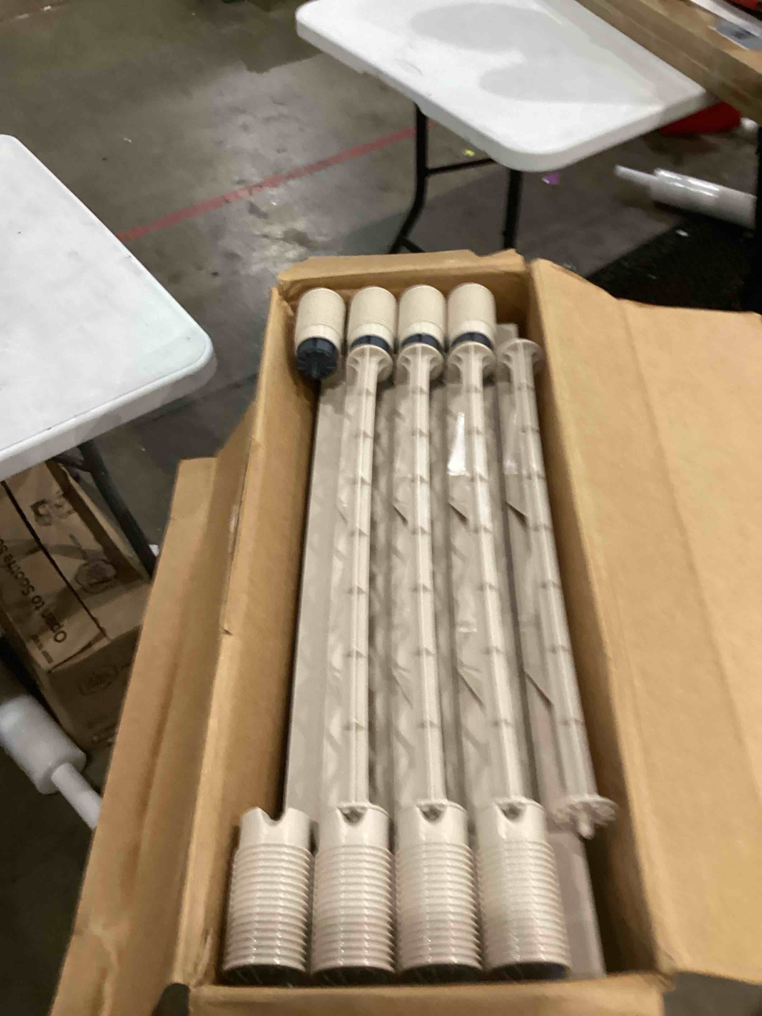 https://s3.amazonaws.com/lotting-images-prod/bidfta/PPE1596415_1754074442038.jpeg