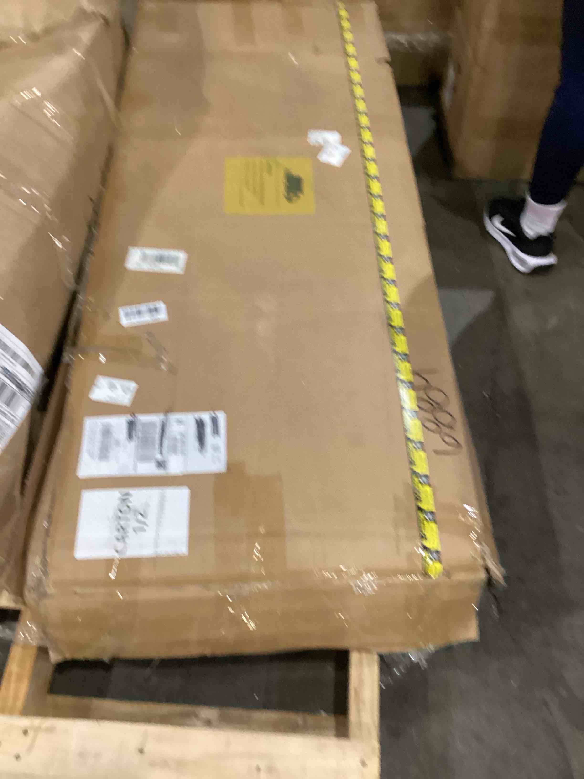https://s3.amazonaws.com/lotting-images-prod/bidfta/PPE1596564_1754407306246.jpeg