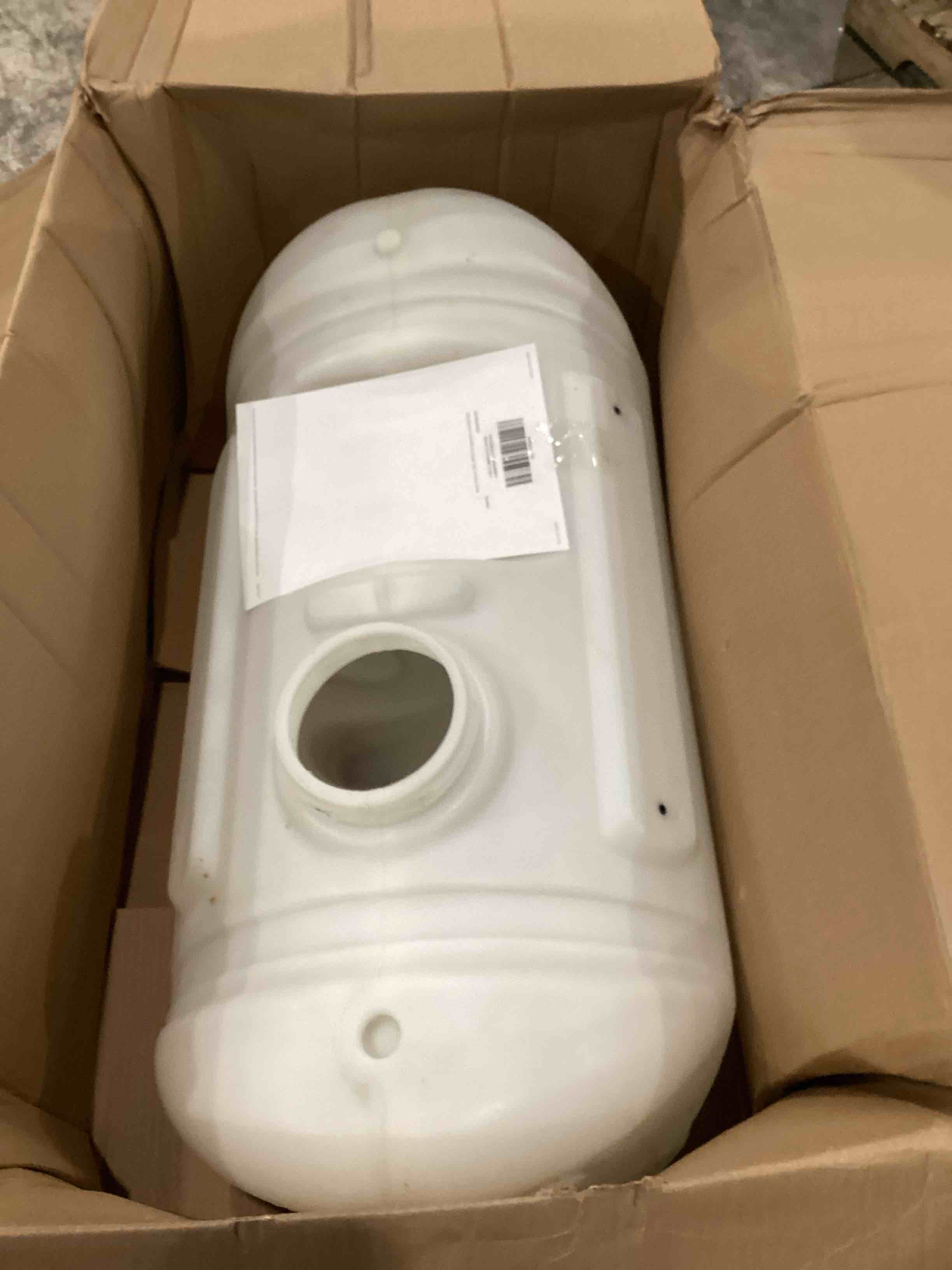 Valley Industries T-040-WWSA-XL Sprayer Tank, 40 Gallon, White