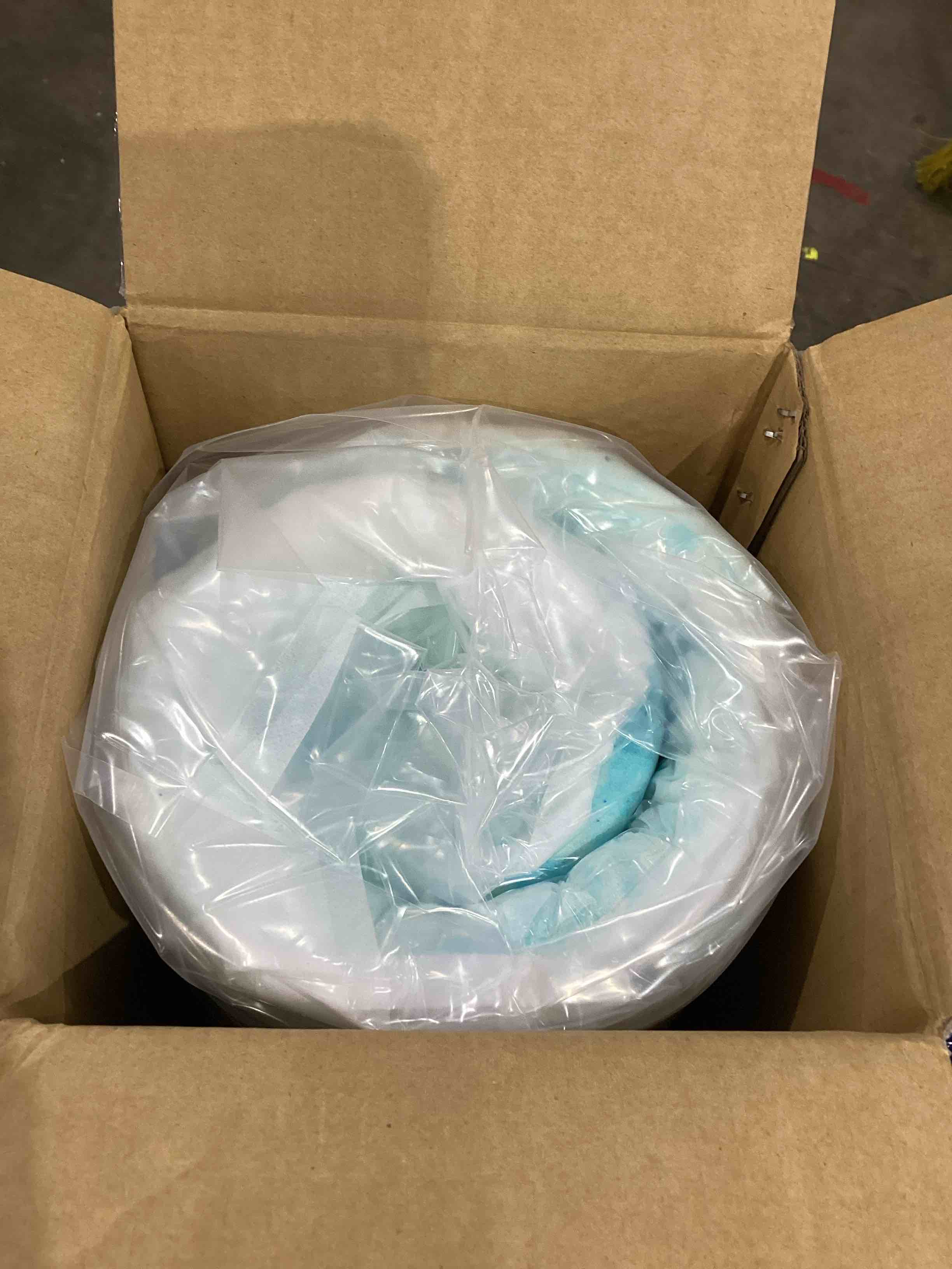 https://s3.amazonaws.com/lotting-images-prod/bidfta/PPE1597394_1752843448411.jpeg