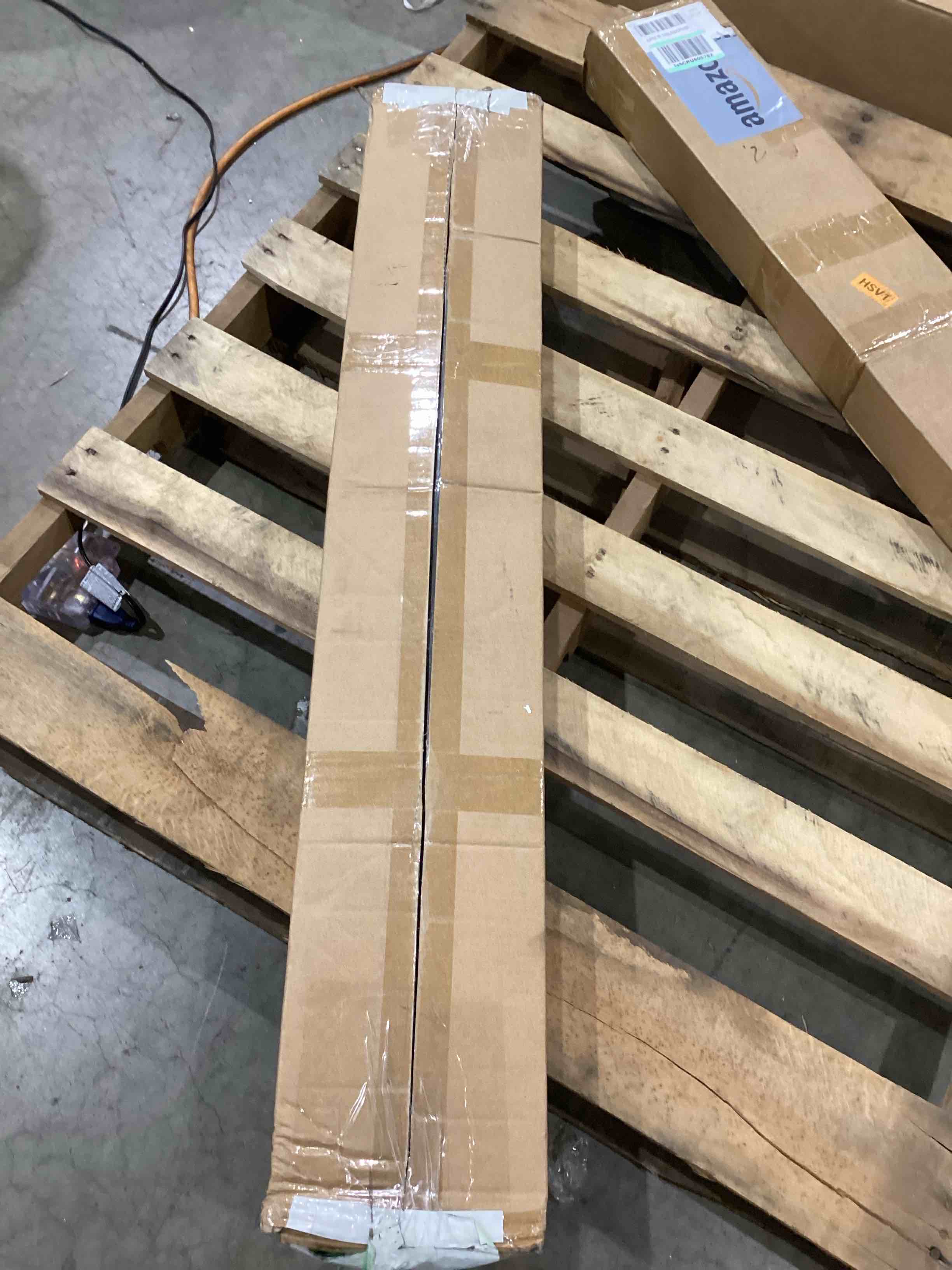 https://s3.amazonaws.com/lotting-images-prod/bidfta/PPE1597431_1752853001313.jpeg