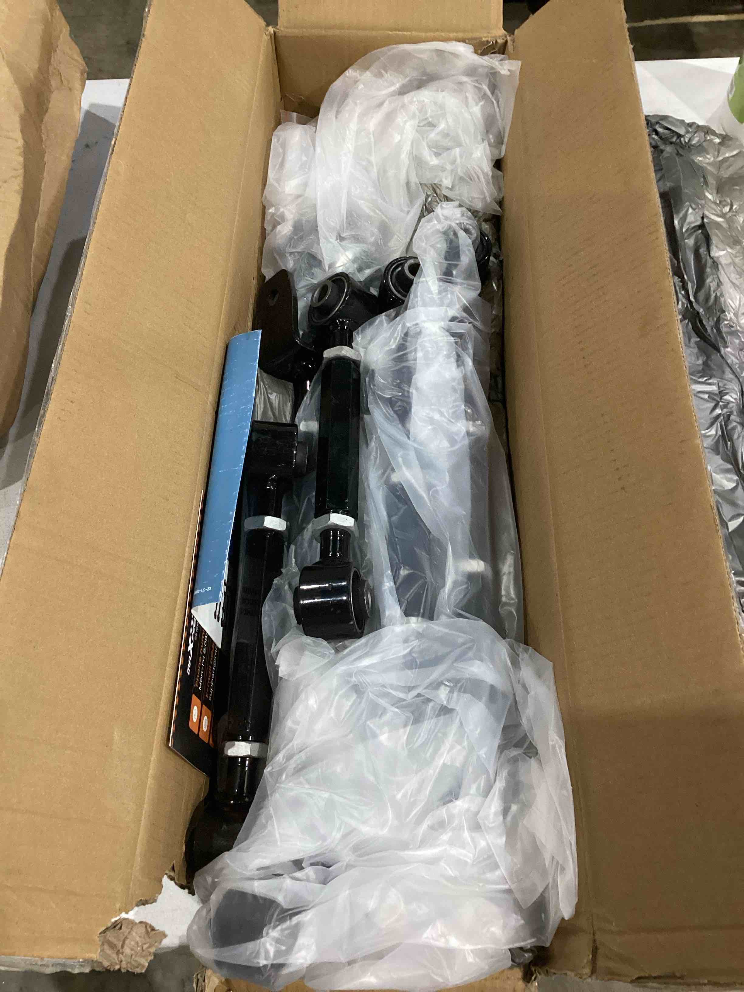 https://s3.amazonaws.com/lotting-images-prod/bidfta/PPE1597449_1752863278568.jpeg