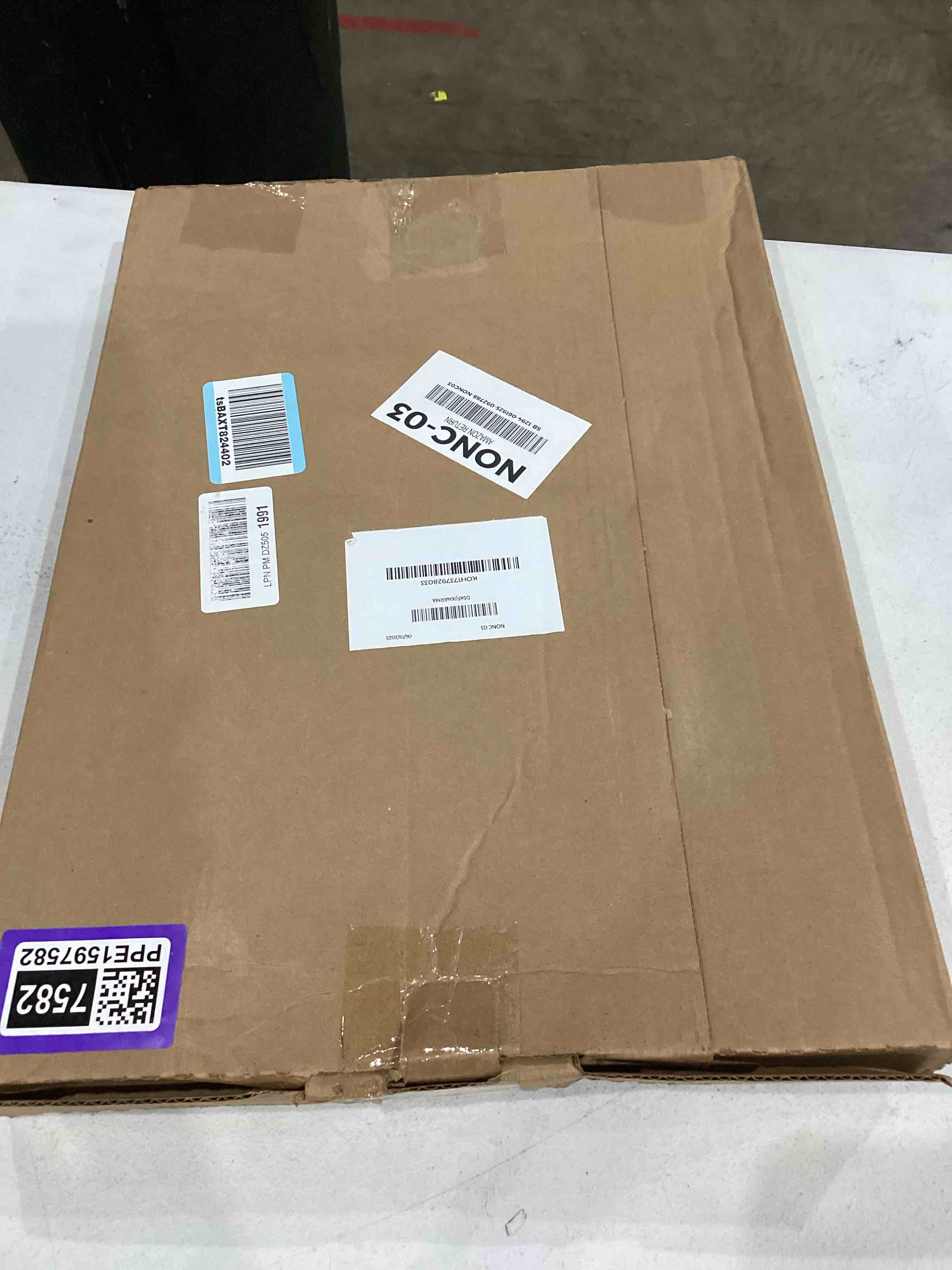 https://s3.amazonaws.com/lotting-images-prod/bidfta/PPE1597582_1753105982318.jpeg