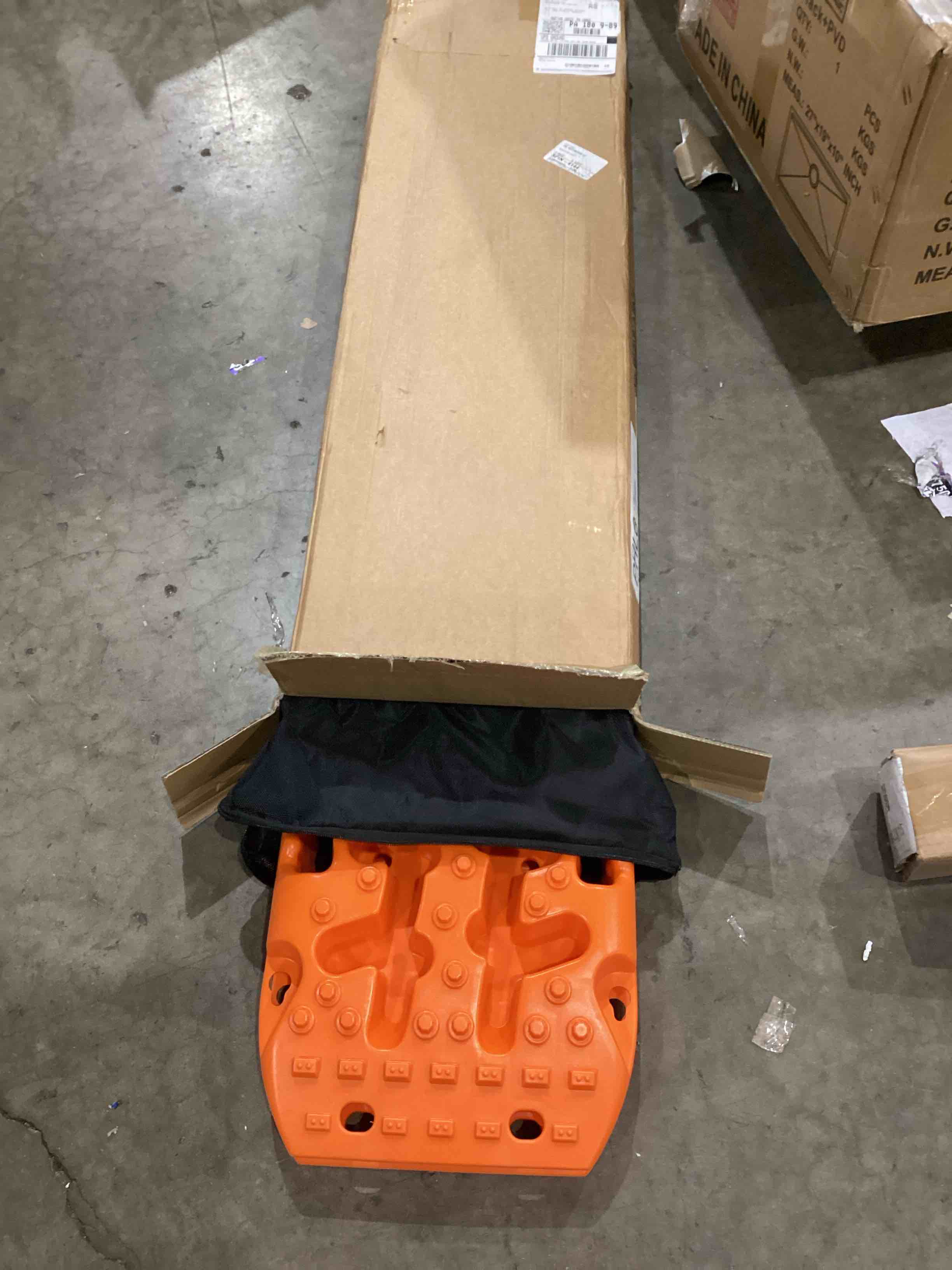 https://s3.amazonaws.com/lotting-images-prod/bidfta/PPE1597749_1753208578540.jpeg