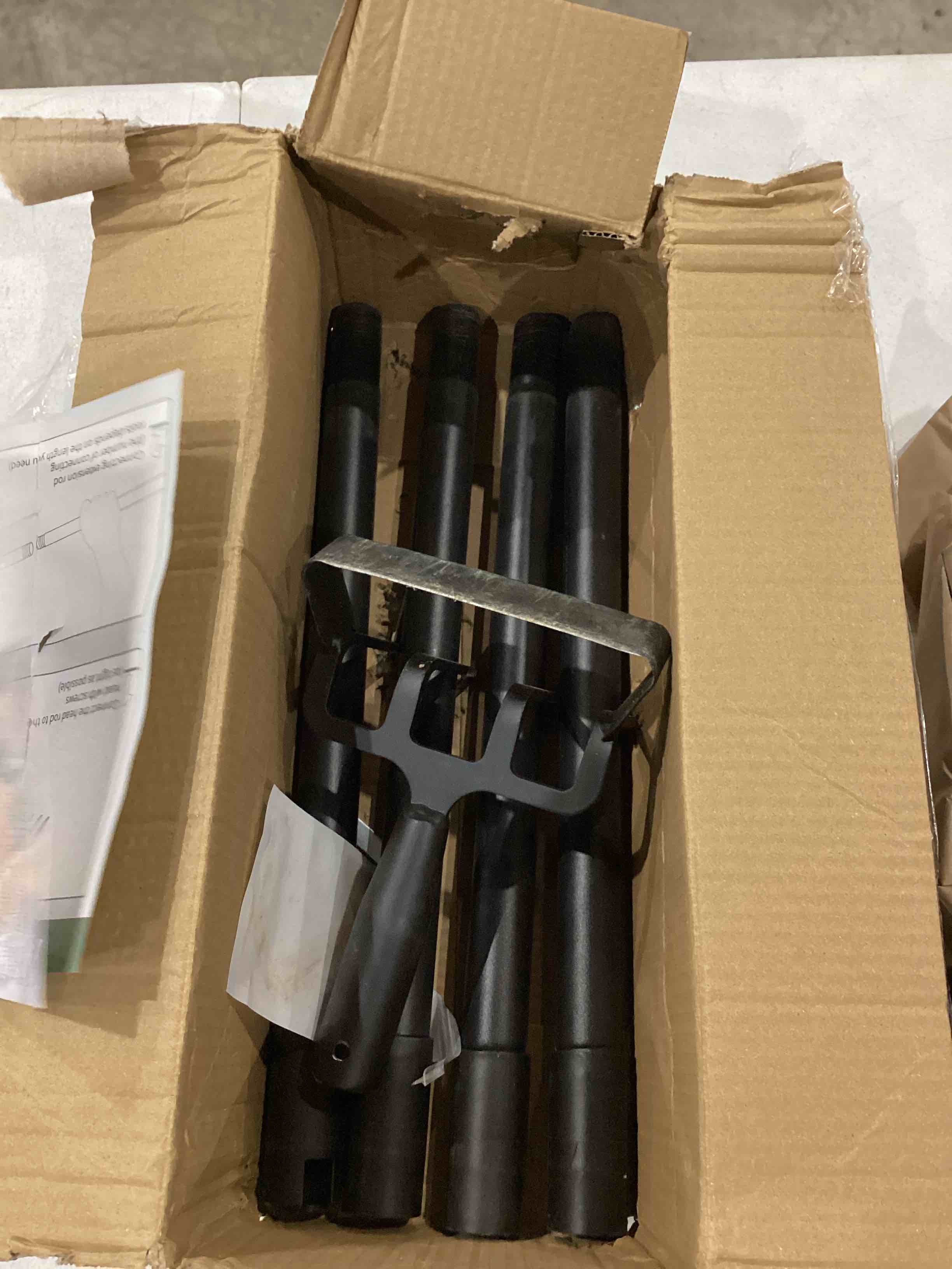https://s3.amazonaws.com/lotting-images-prod/bidfta/PPE1597898_1753295446081.jpeg