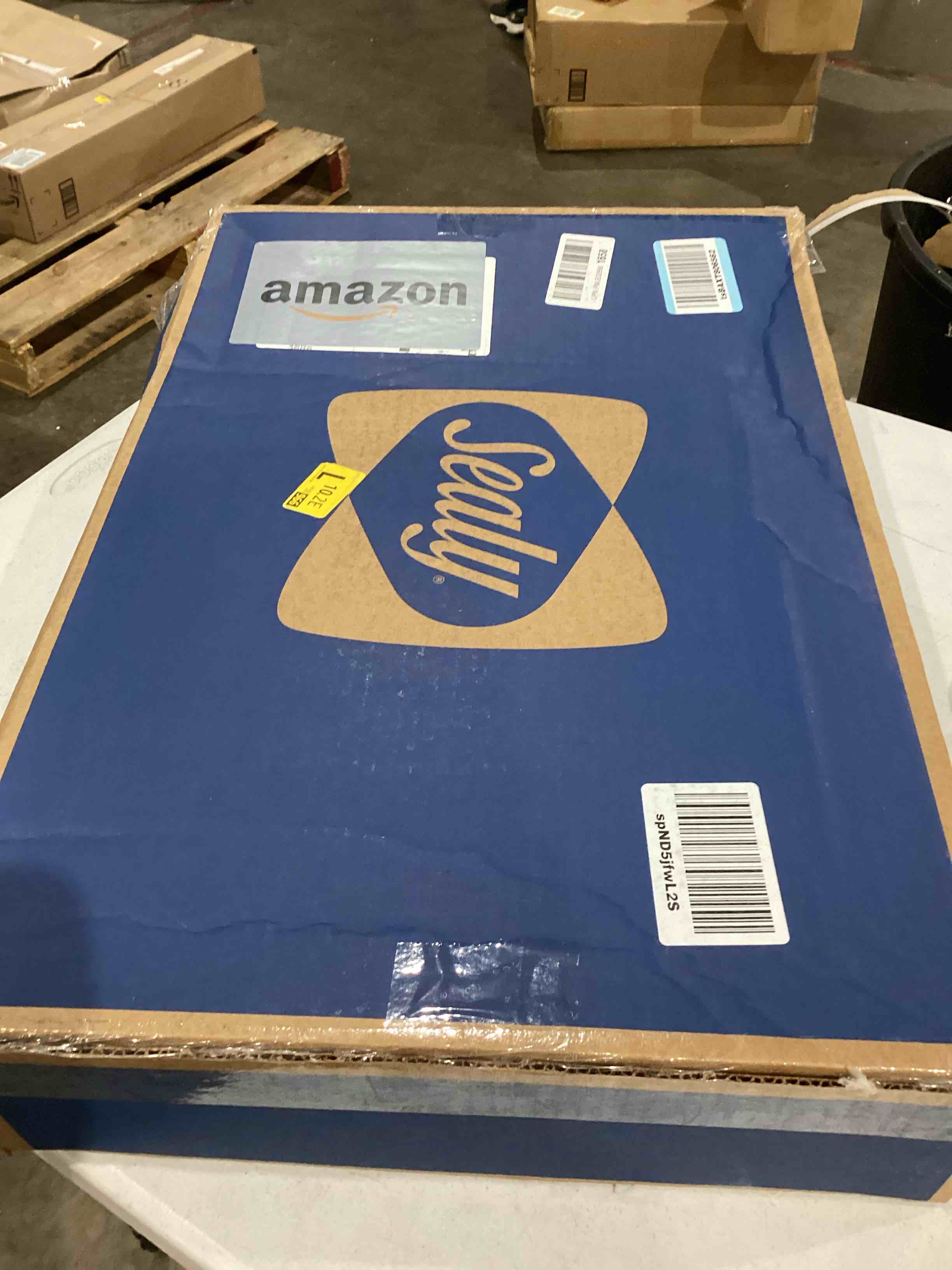 https://s3.amazonaws.com/lotting-images-prod/bidfta/PPE1598027_1753377110878.jpeg