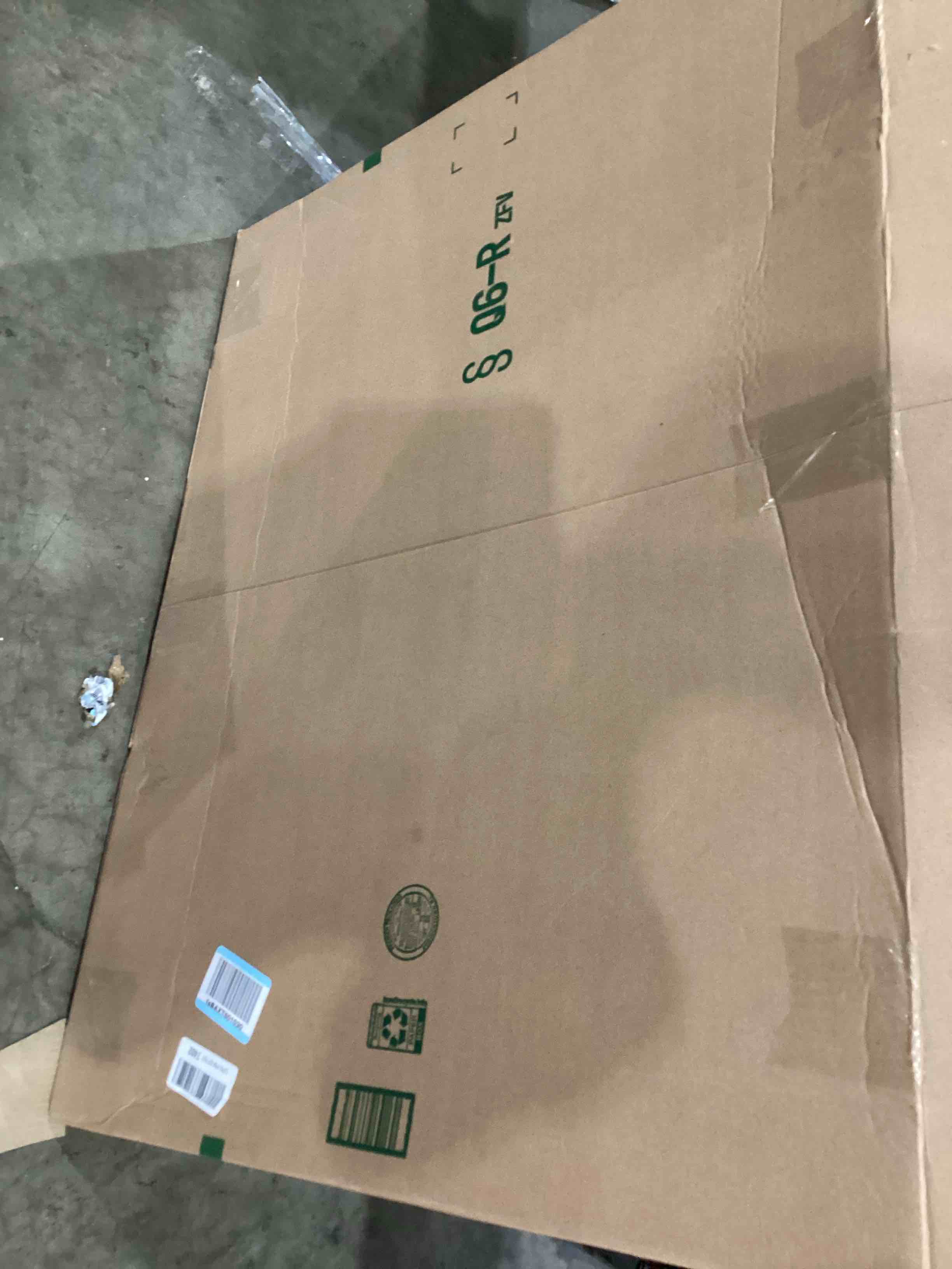 https://s3.amazonaws.com/lotting-images-prod/bidfta/PPE1598037_1753381727133.jpeg
