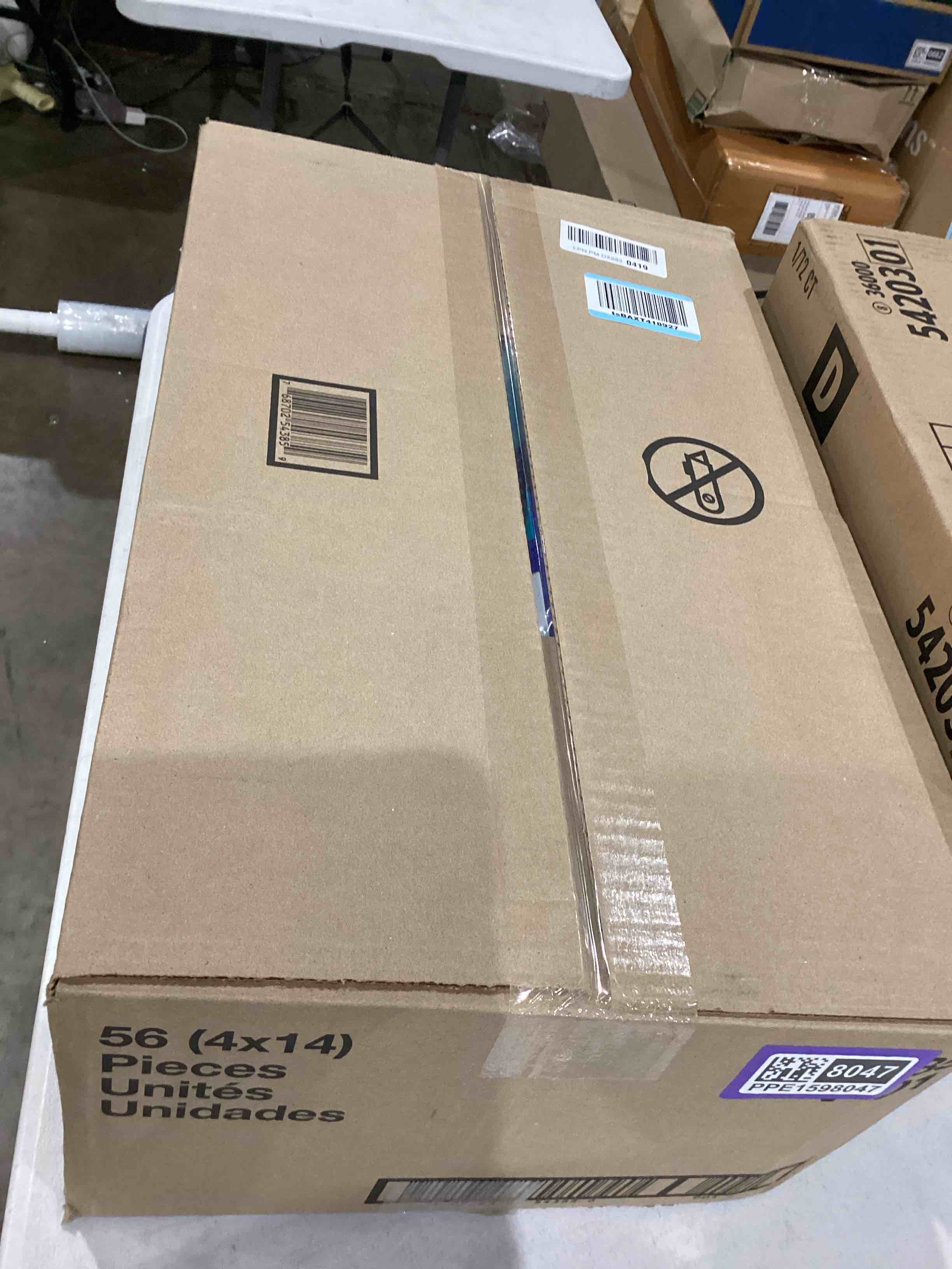 https://s3.amazonaws.com/lotting-images-prod/bidfta/PPE1598047_1753446384360.jpeg