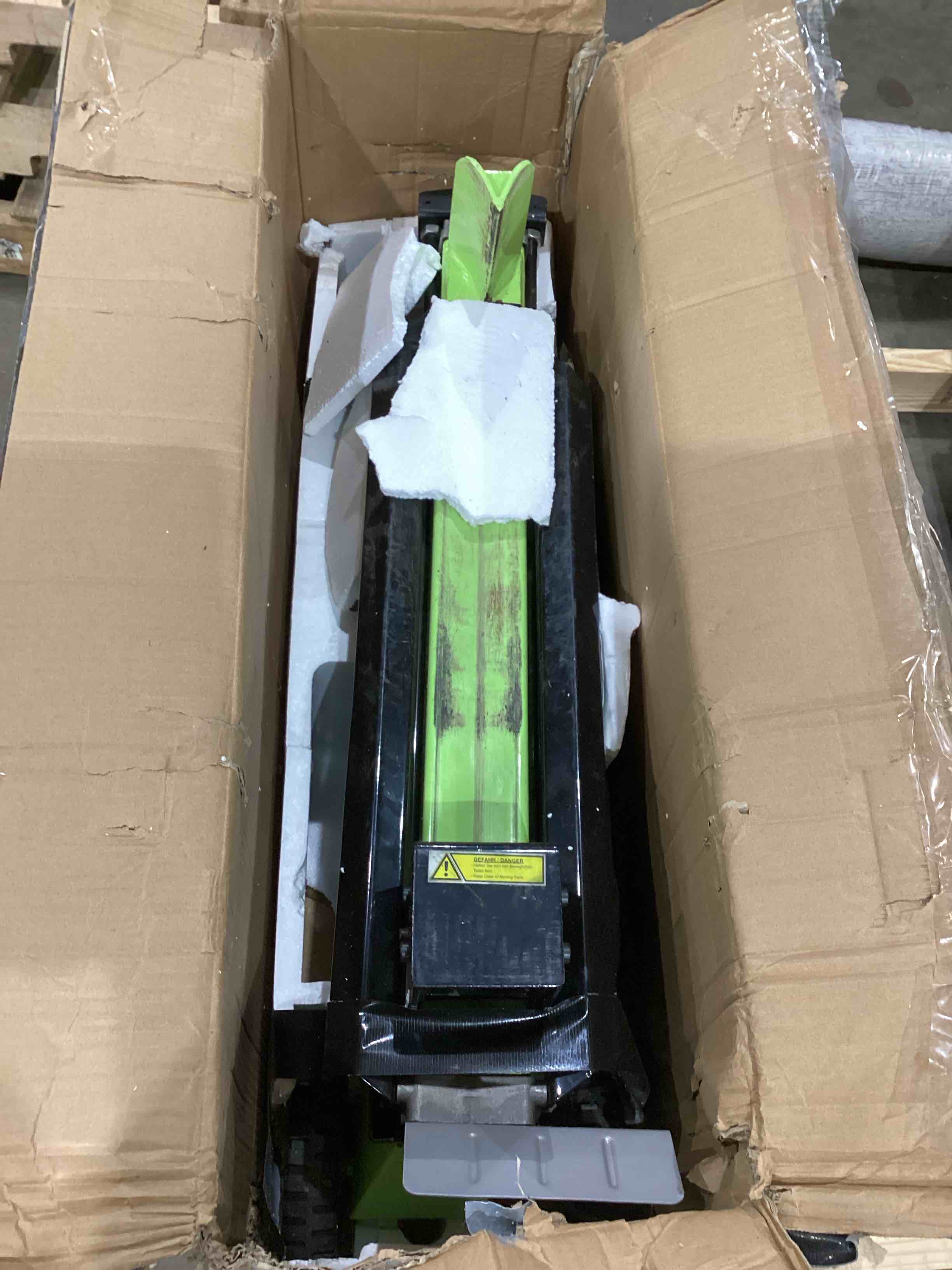 https://s3.amazonaws.com/lotting-images-prod/bidfta/PPE1598049_1753443518525.jpeg
