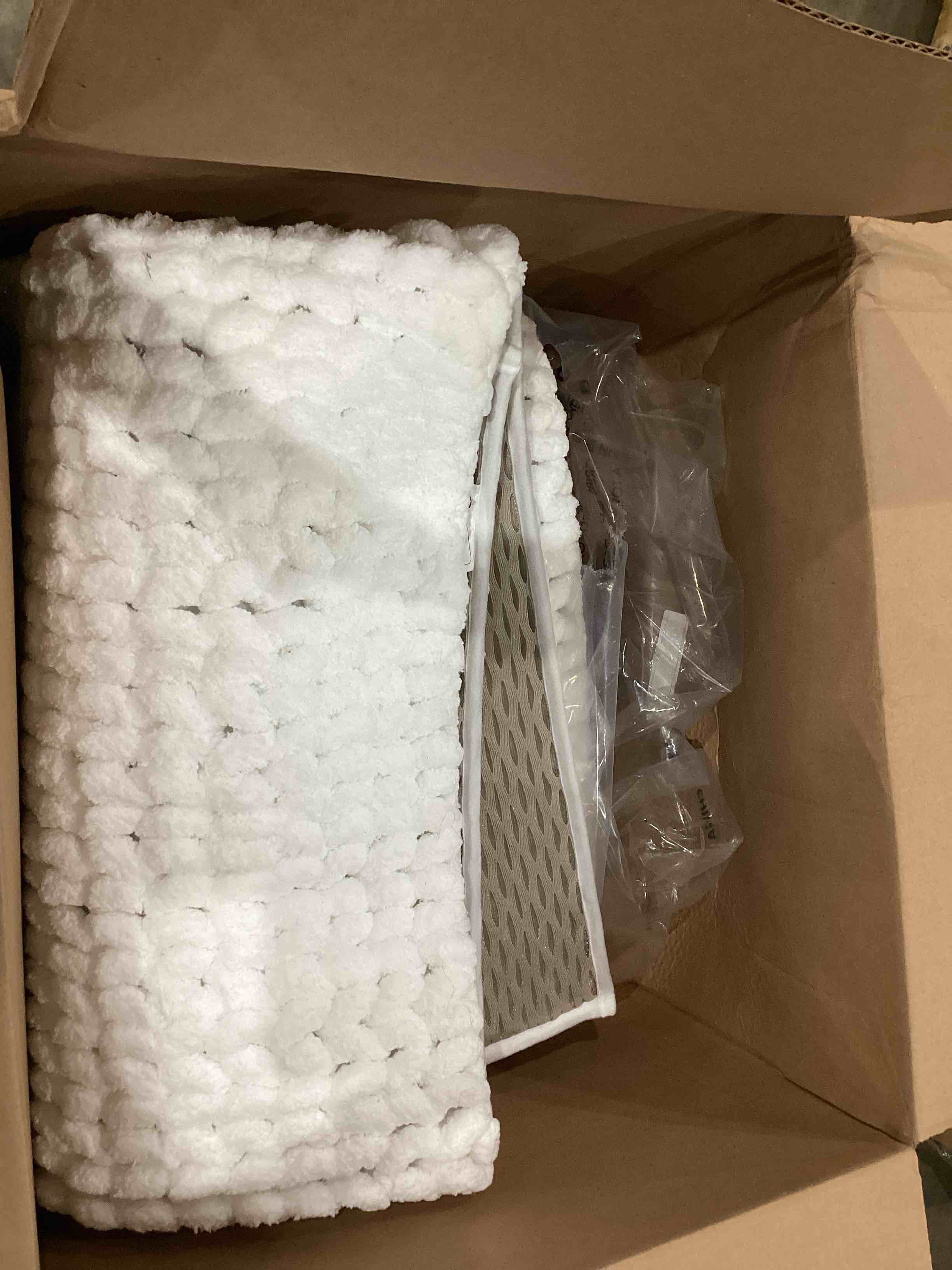 https://s3.amazonaws.com/lotting-images-prod/bidfta/PPE1598110_1753469251011.jpeg
