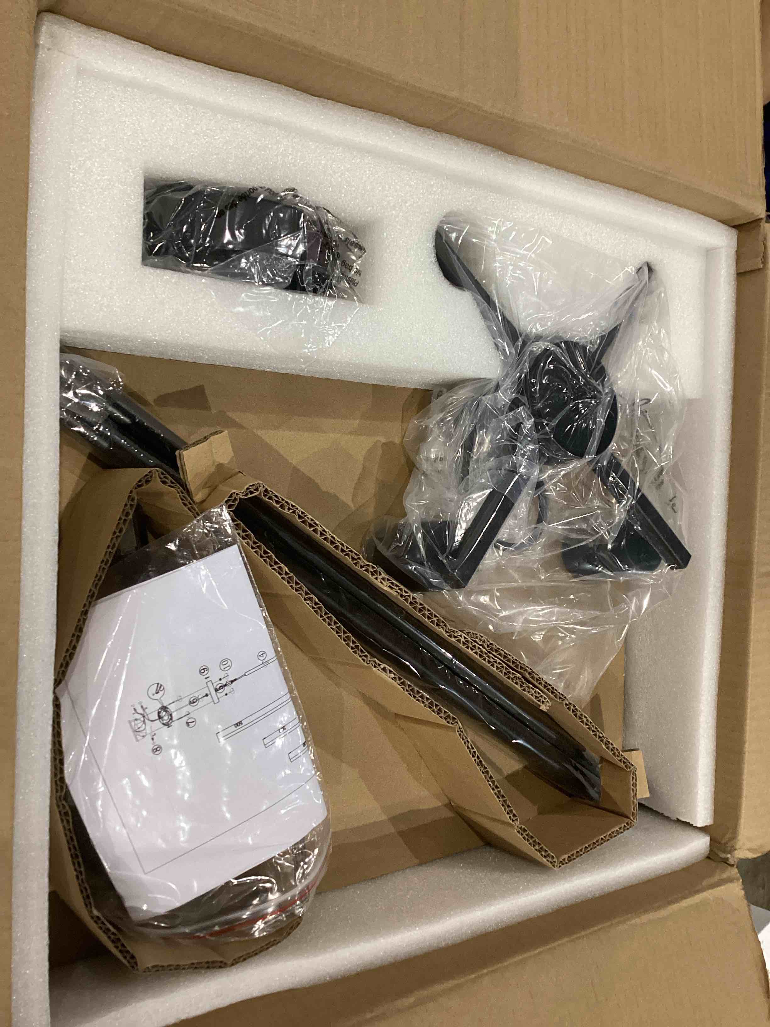 https://s3.amazonaws.com/lotting-images-prod/bidfta/PPE1598209_1753705647292.jpeg