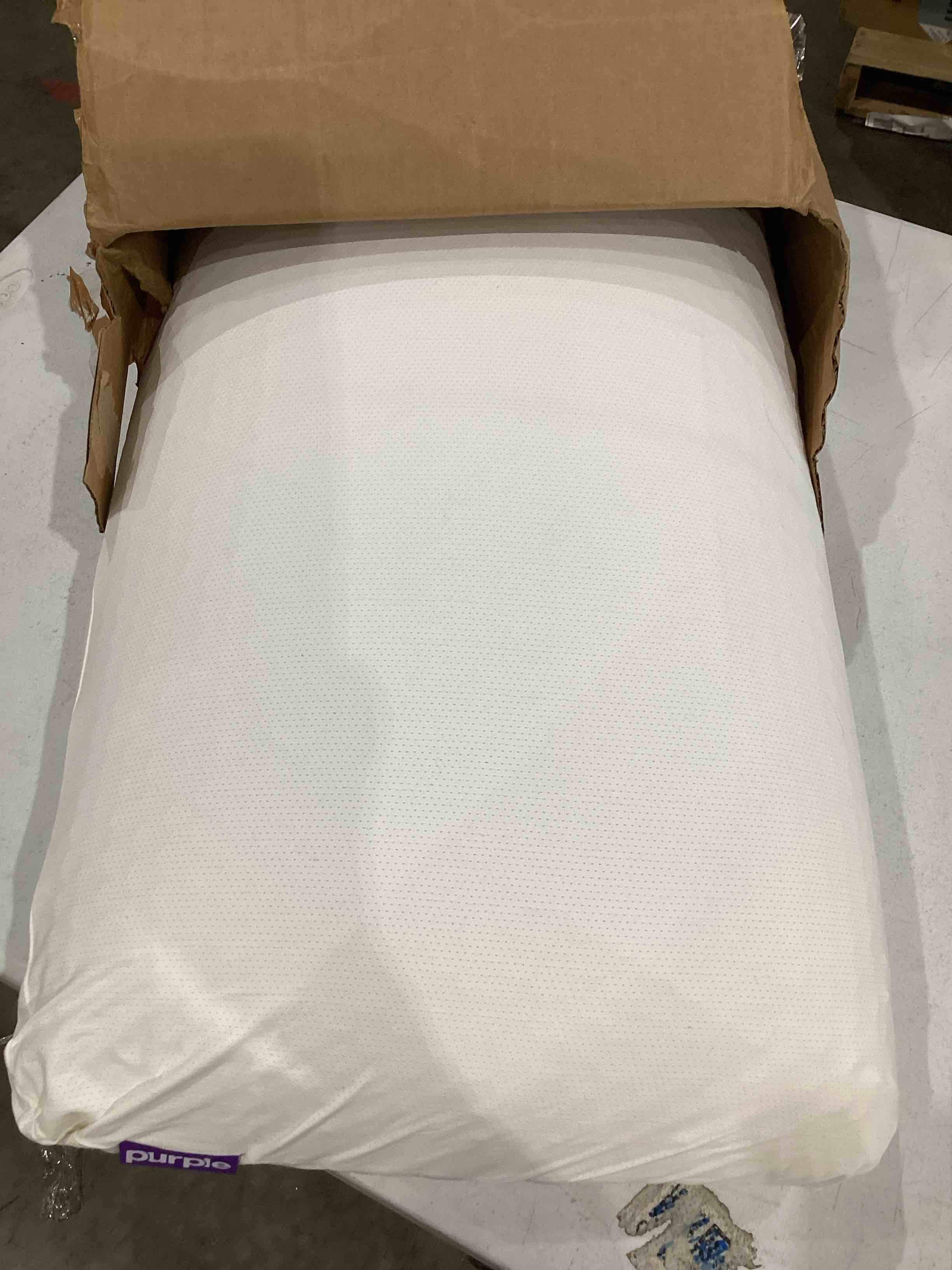 https://s3.amazonaws.com/lotting-images-prod/bidfta/PPE1598309_1753727392911.jpeg