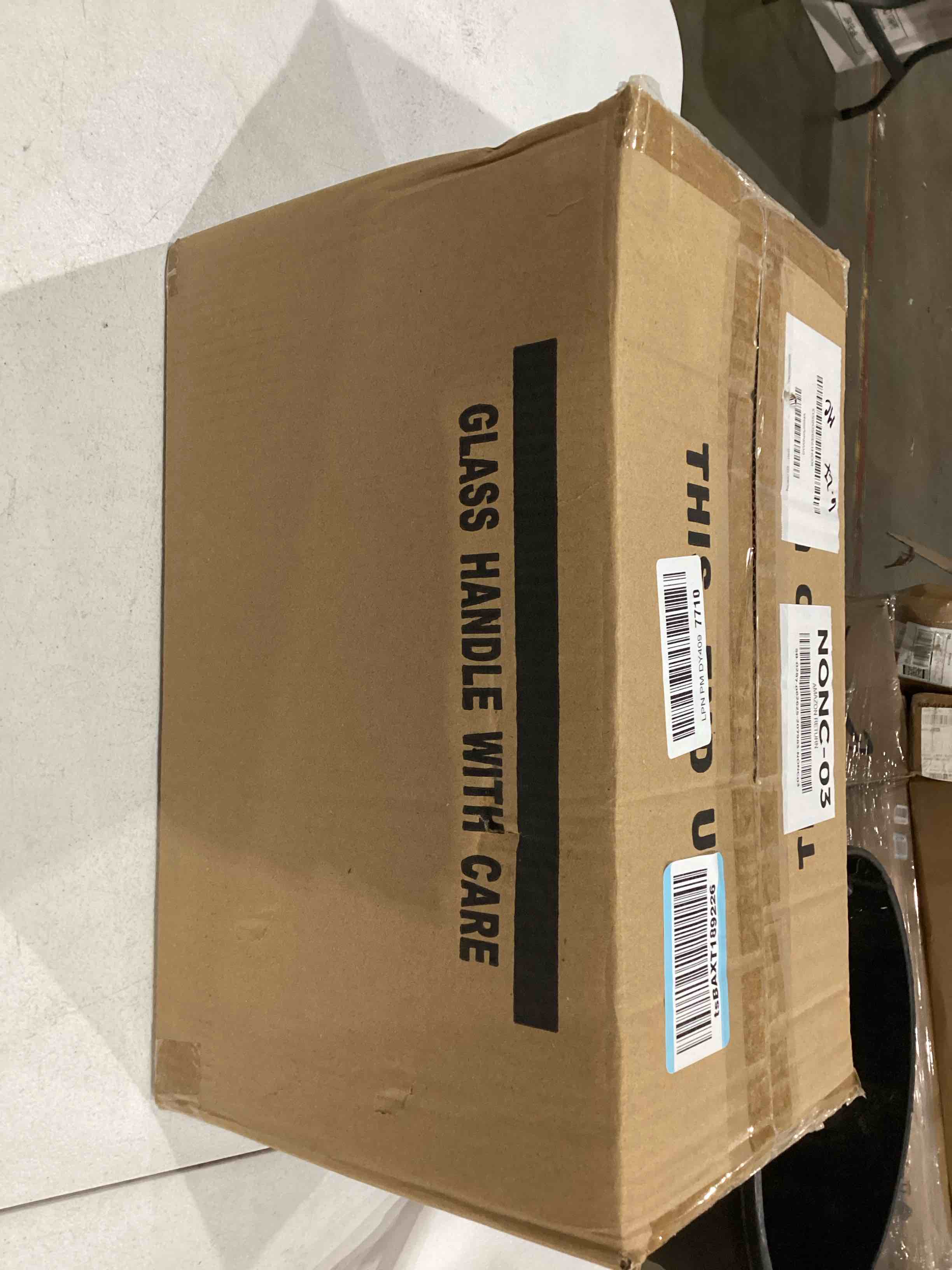 https://s3.amazonaws.com/lotting-images-prod/bidfta/PPE1598328_1753790023963.jpeg