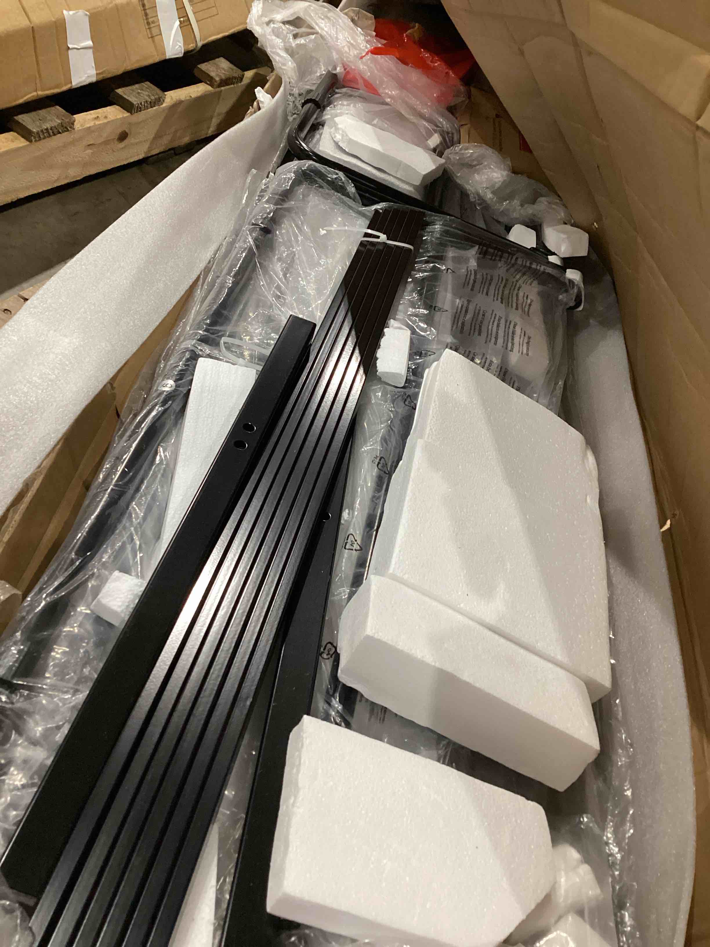 https://s3.amazonaws.com/lotting-images-prod/bidfta/PPE1598768_1754309928093.jpeg