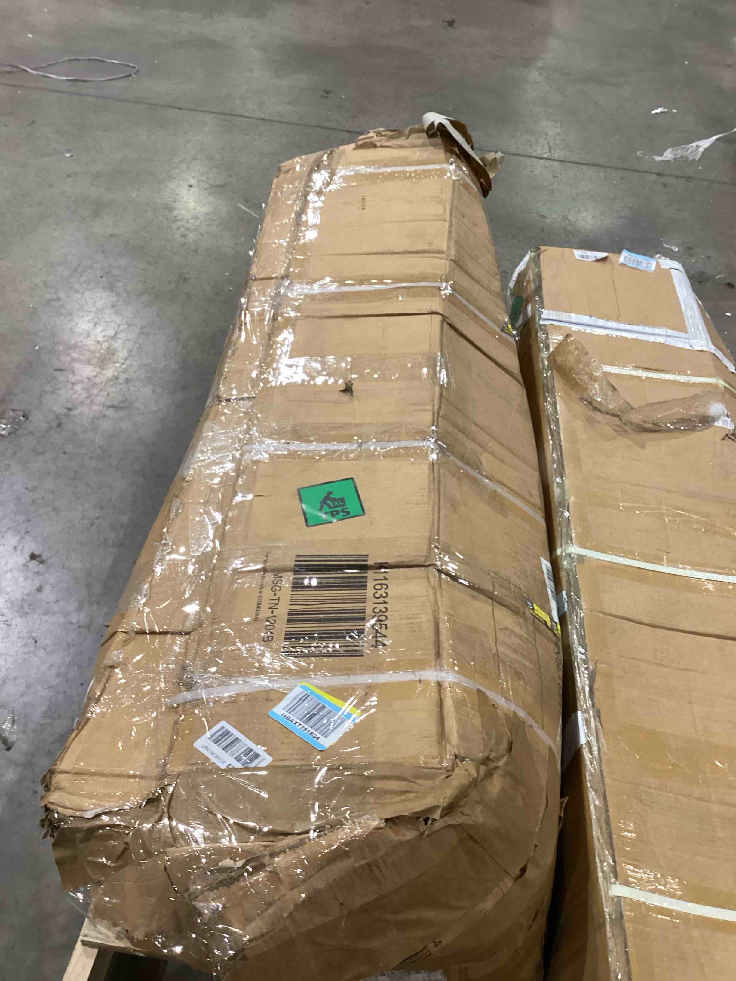 https://s3.amazonaws.com/lotting-images-prod/bidfta/PPE1598769_1754310484328.jpeg