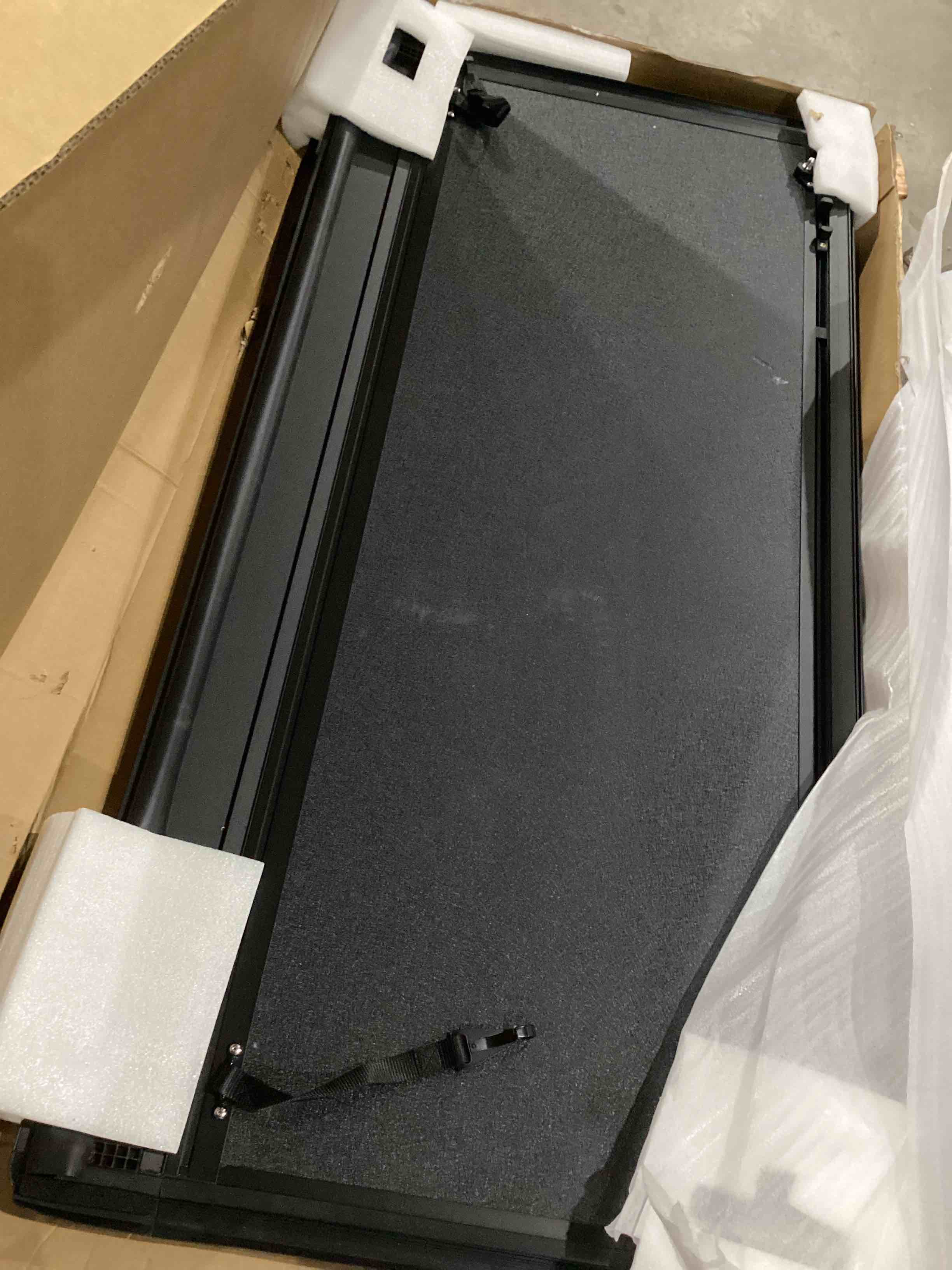 https://s3.amazonaws.com/lotting-images-prod/bidfta/PPE1598810_1754333099103.jpeg