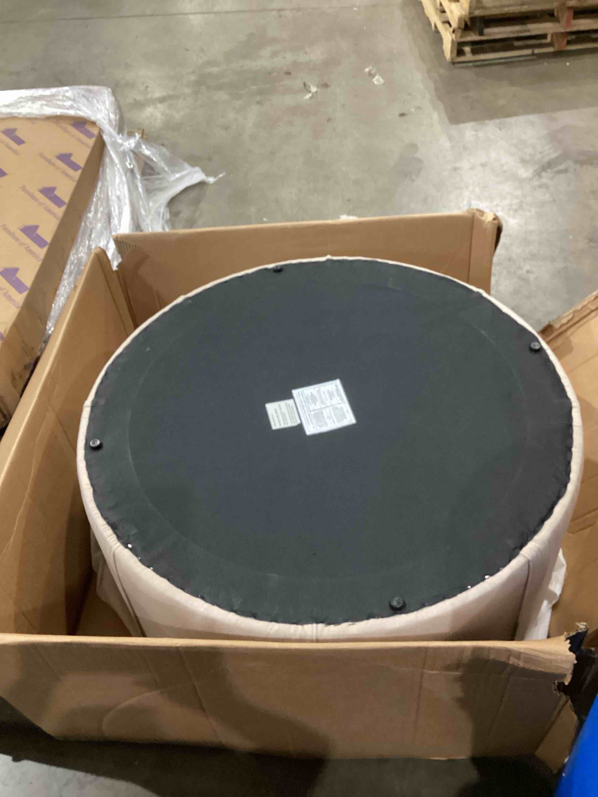 https://s3.amazonaws.com/lotting-images-prod/bidfta/PPE1598869_1754481030956.jpeg