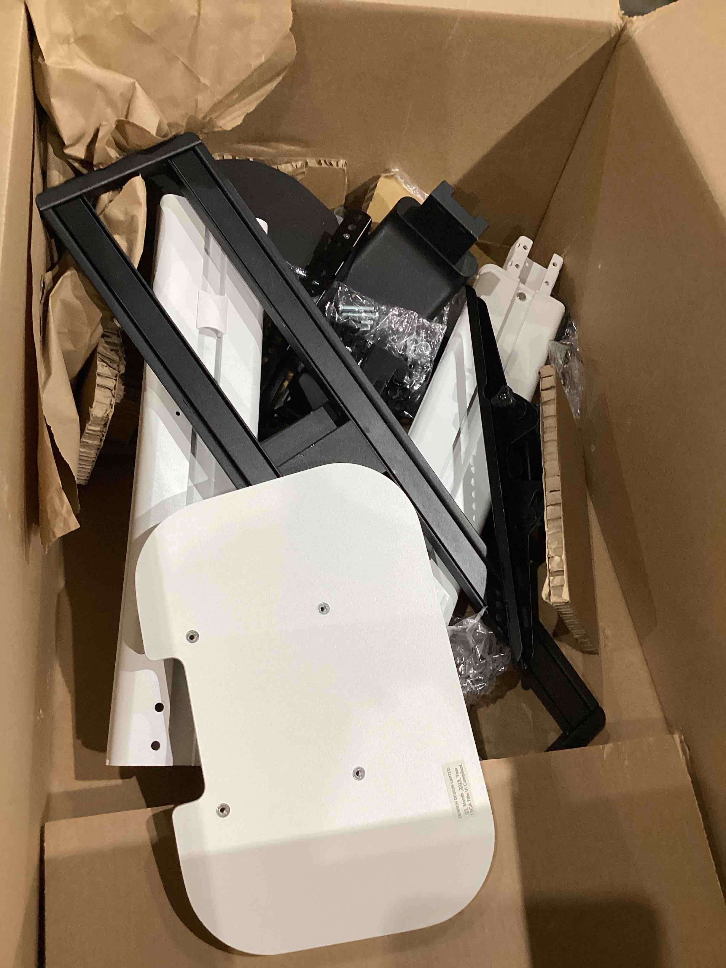 https://s3.amazonaws.com/lotting-images-prod/bidfta/PPE1599132_1754924476724.jpeg