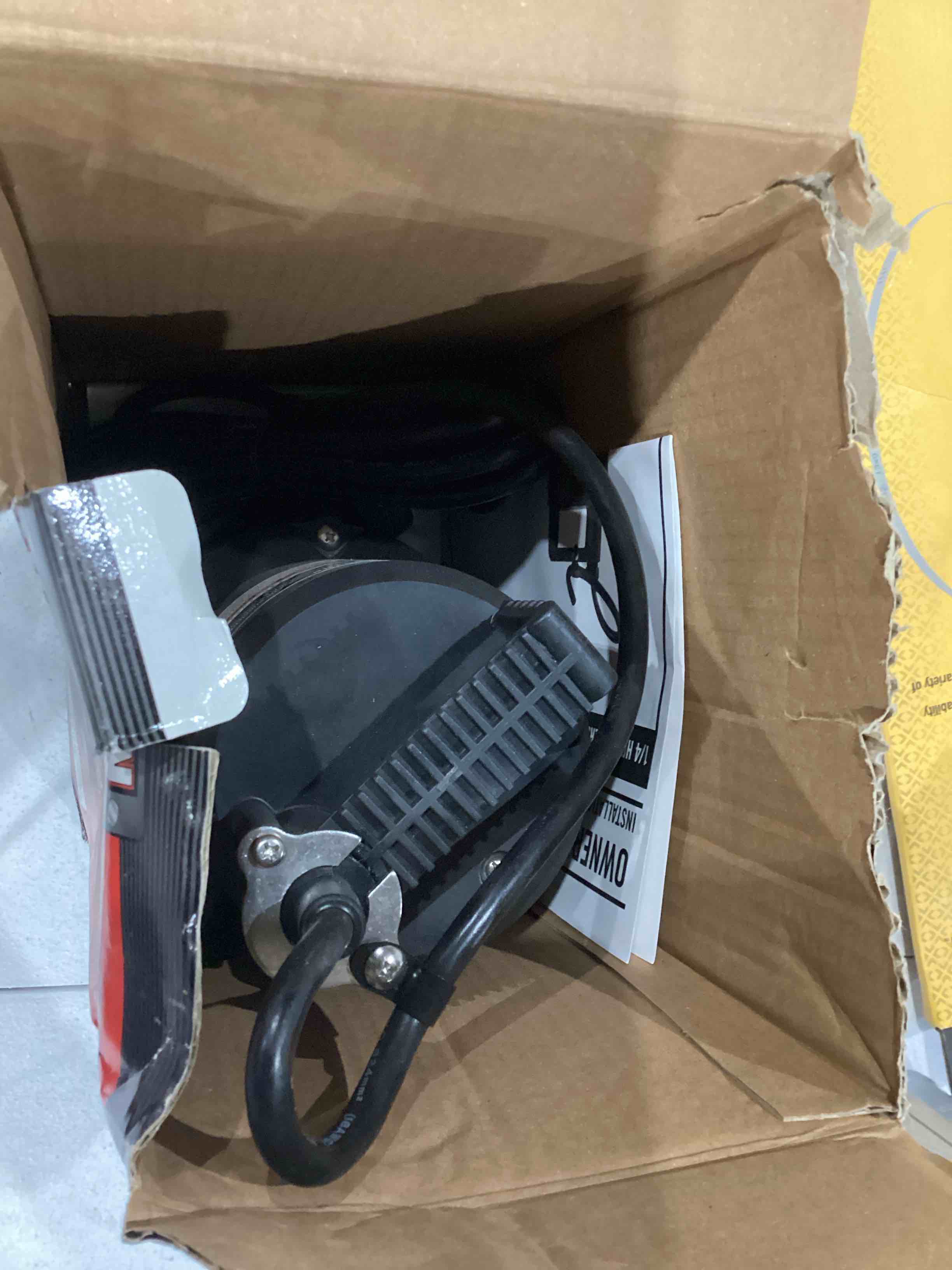 https://s3.amazonaws.com/lotting-images-prod/bidfta/PPE1599208_1755000446893.jpeg