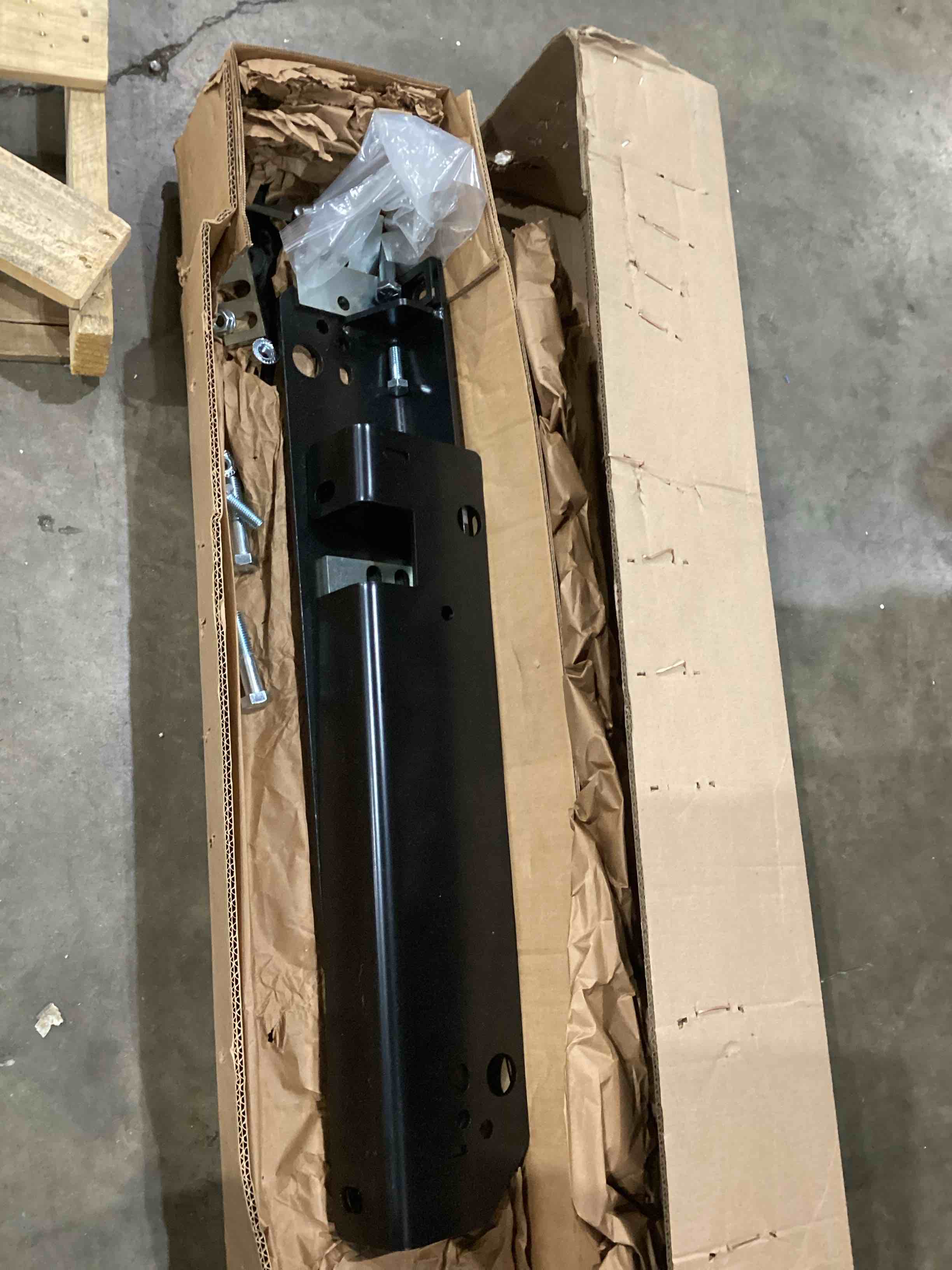 https://s3.amazonaws.com/lotting-images-prod/bidfta/PPE1599263_1755086132590.jpeg