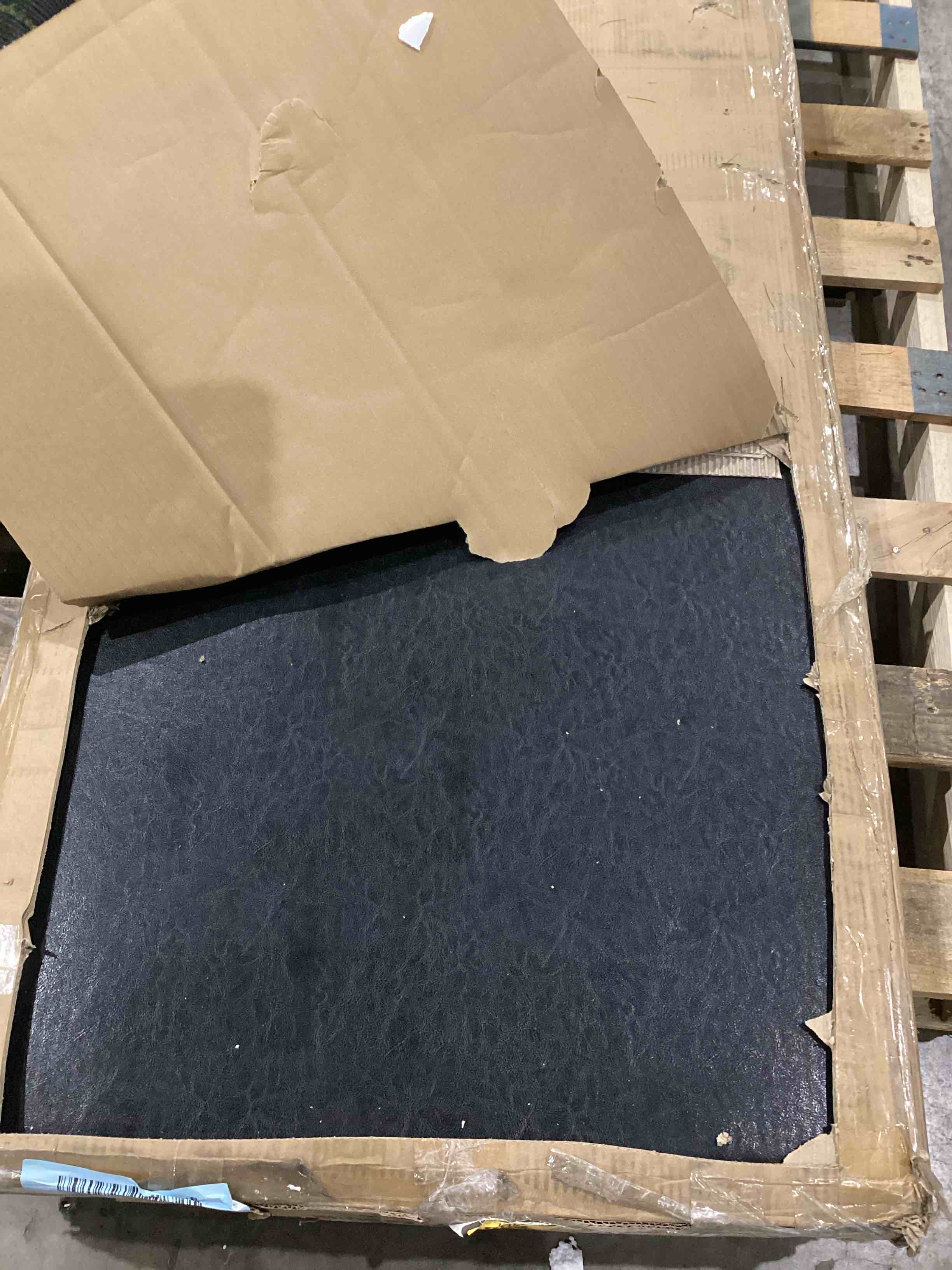 https://s3.amazonaws.com/lotting-images-prod/bidfta/PPE1599341_1755519491827.jpeg