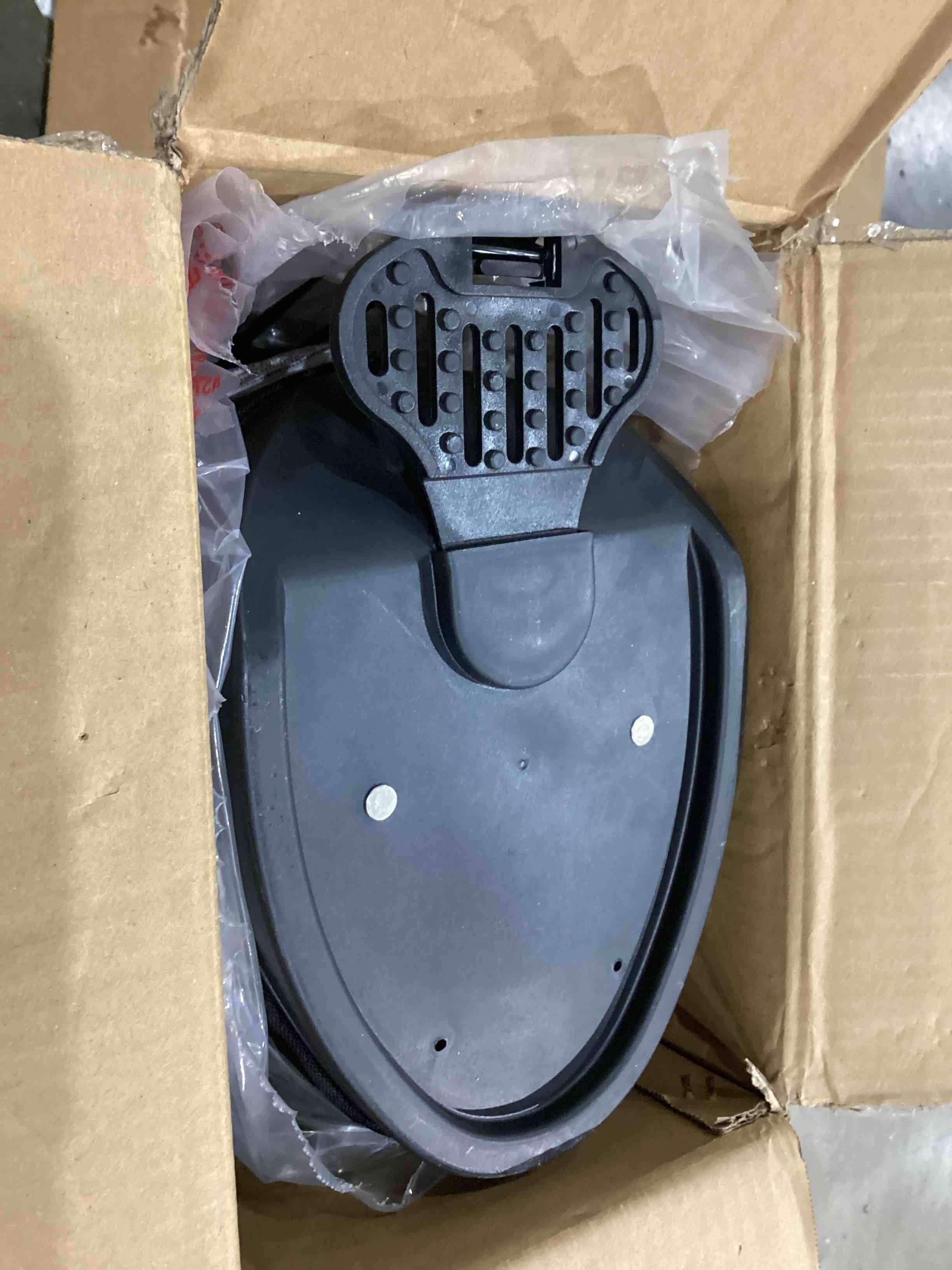 https://s3.amazonaws.com/lotting-images-prod/bidfta/PPE1599454_1755543550627.jpeg