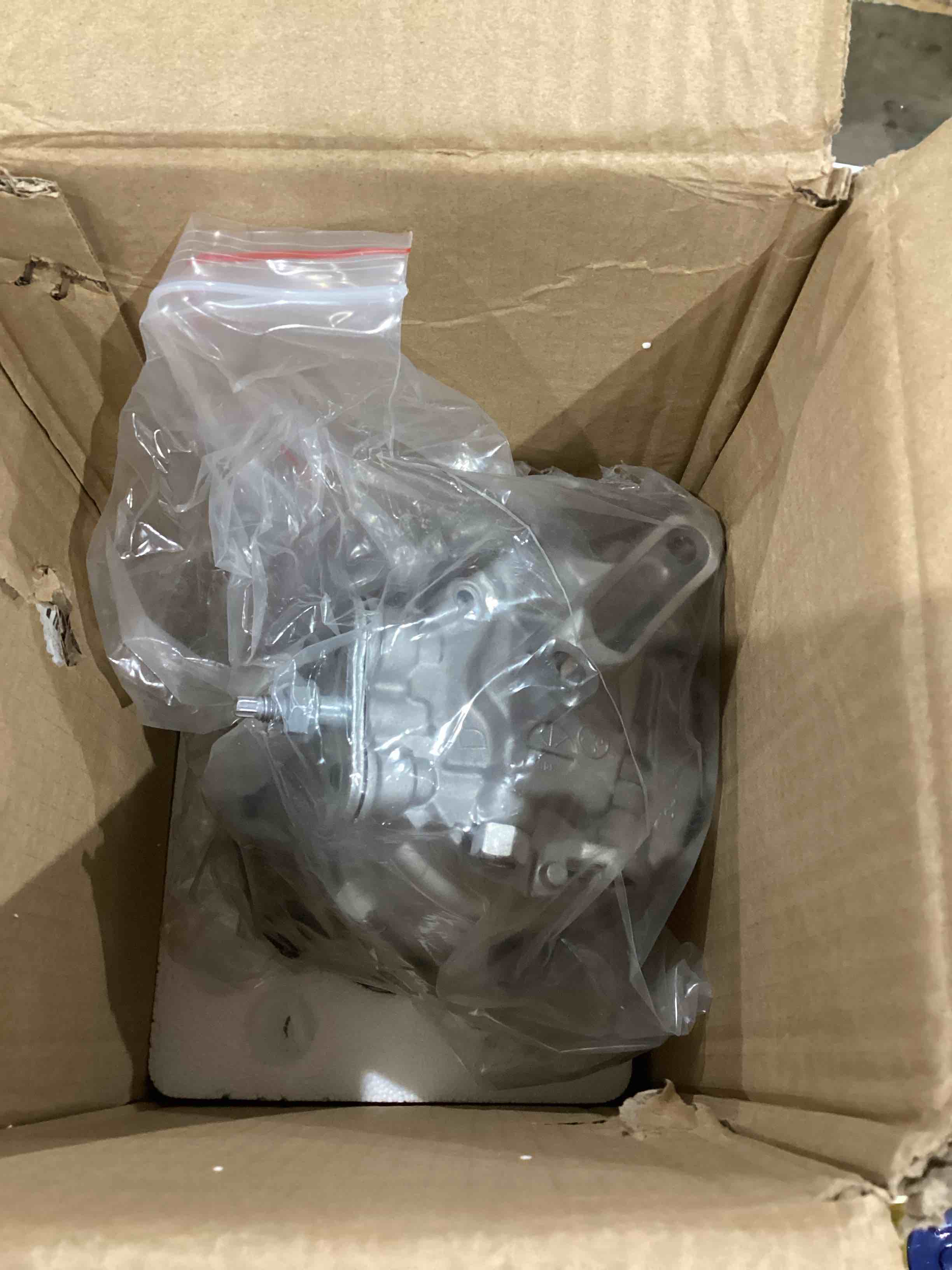 https://s3.amazonaws.com/lotting-images-prod/bidfta/PPE1599531_1755613369077.jpeg