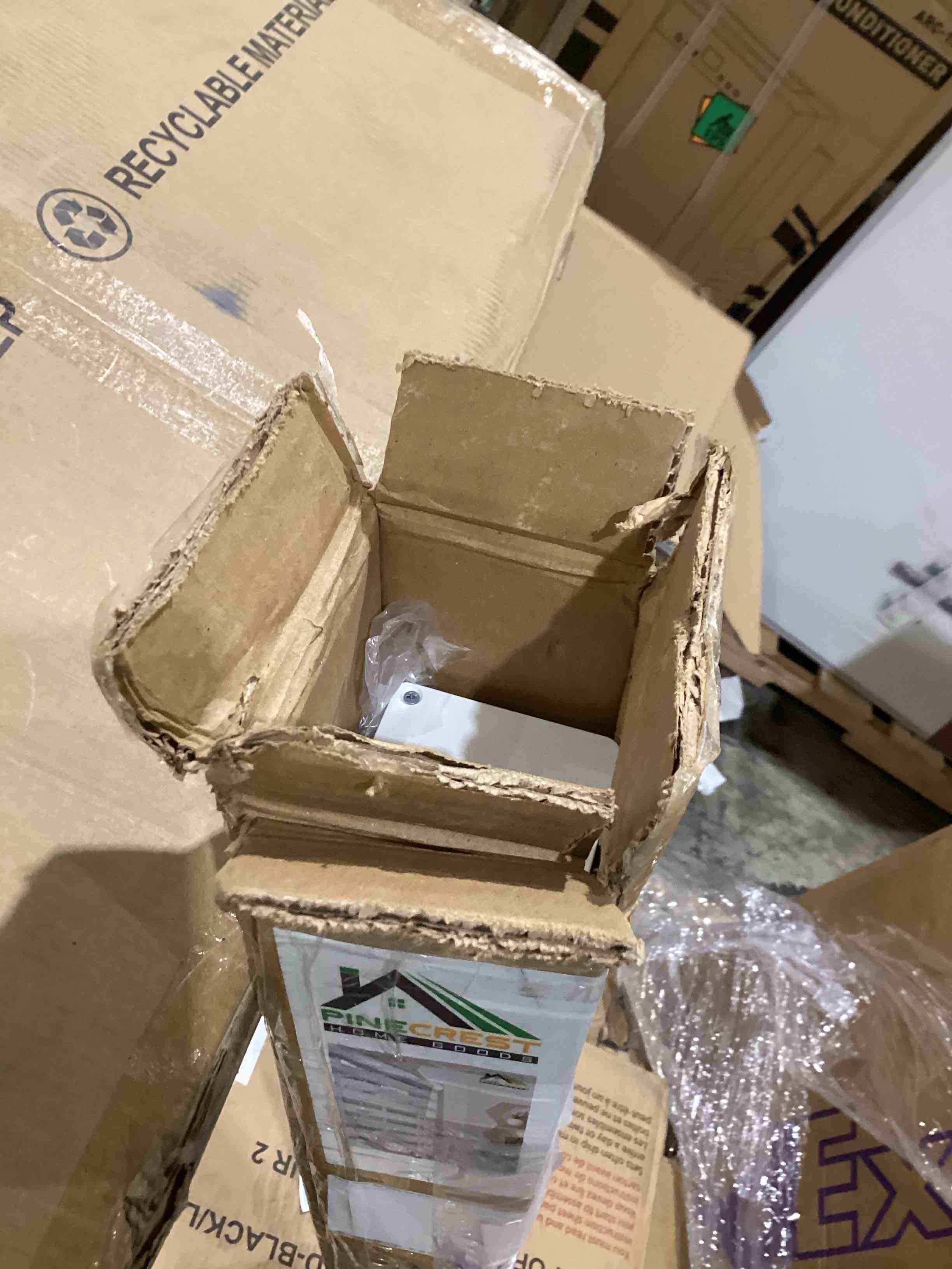 https://s3.amazonaws.com/lotting-images-prod/bidfta/PPE1599734_1755715552966.jpeg