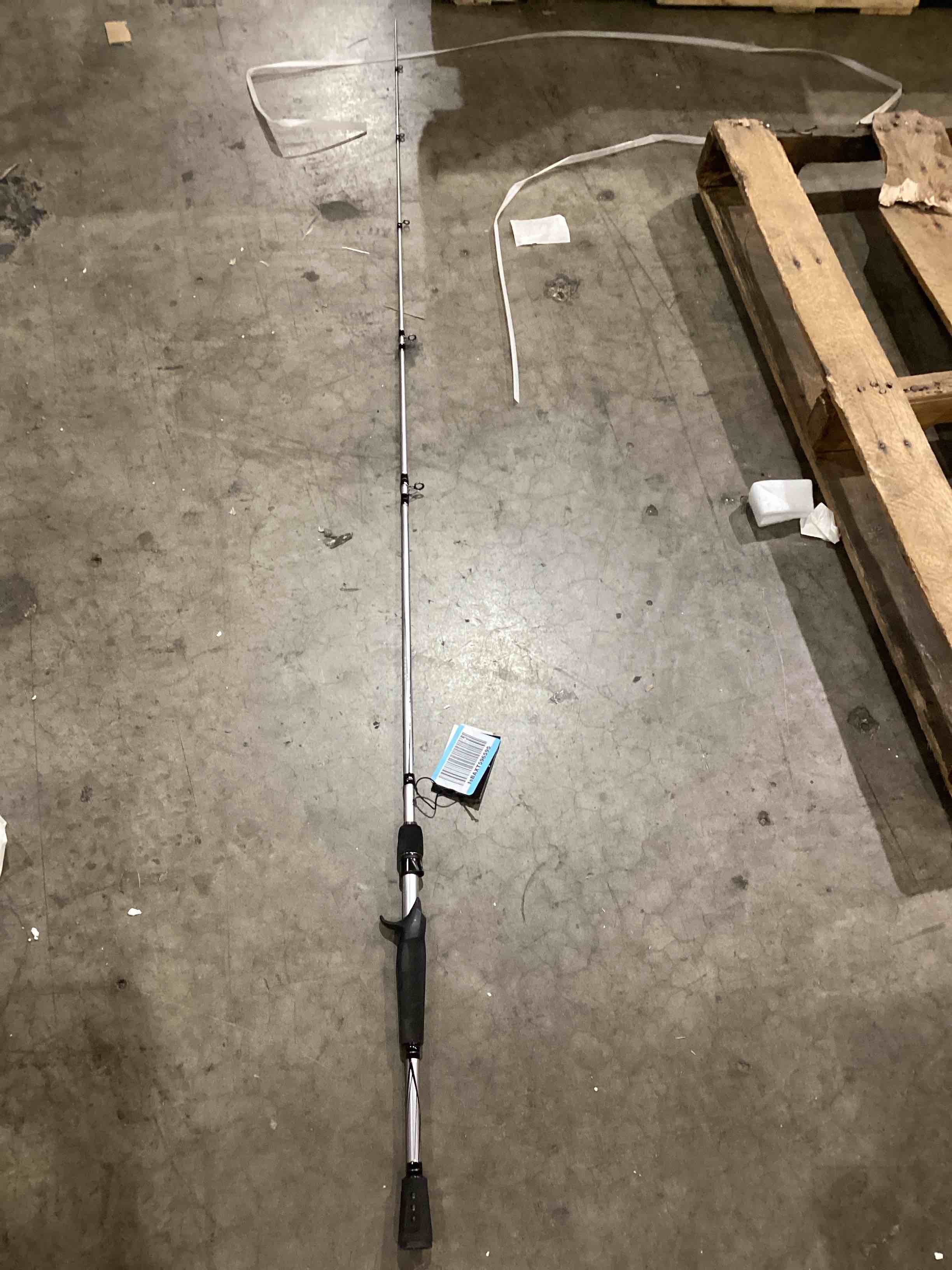 https://s3.amazonaws.com/lotting-images-prod/bidfta/PPE1599778_1755790407101.jpeg