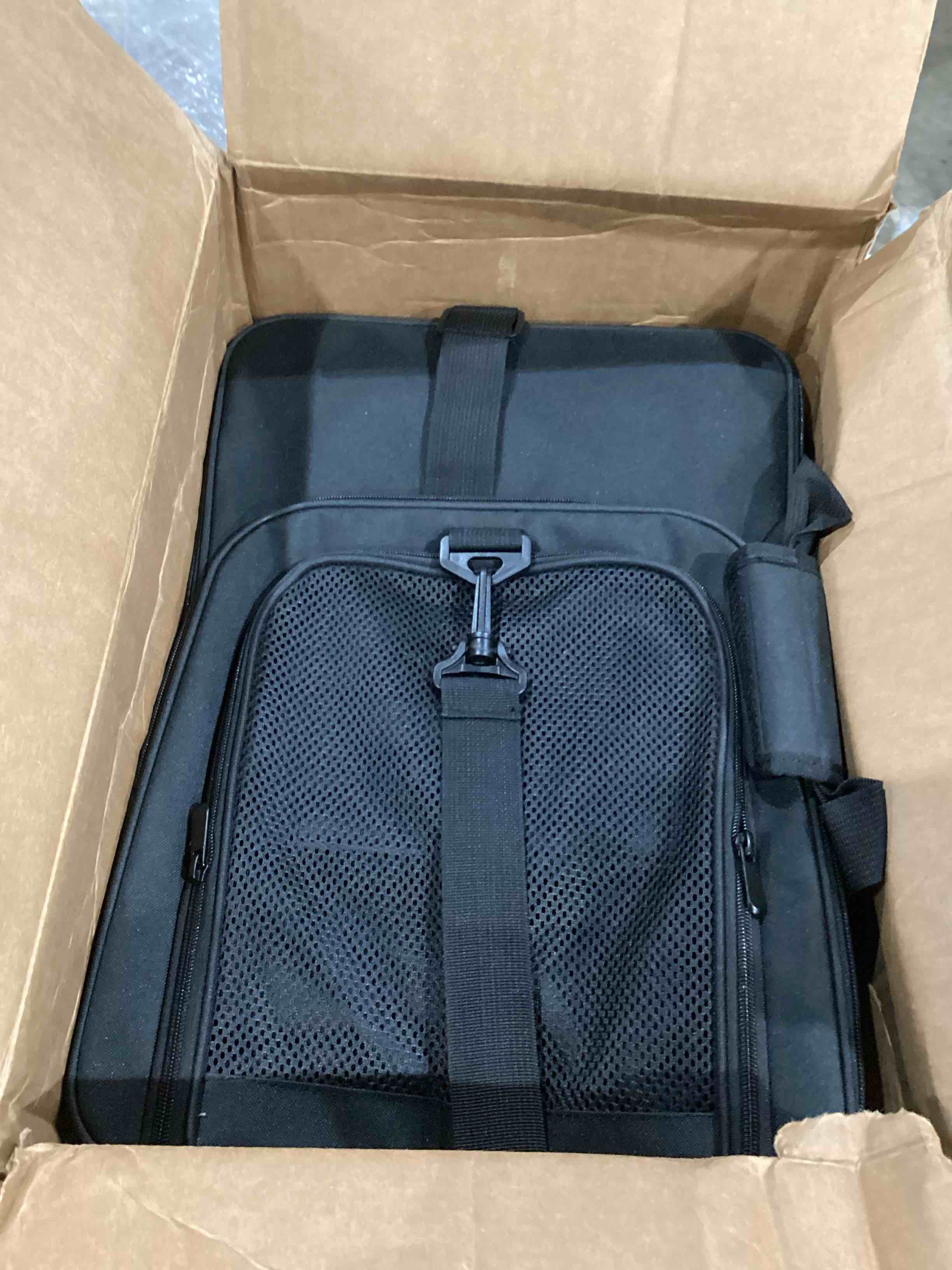 https://s3.amazonaws.com/lotting-images-prod/bidfta/PPE1599992_1756490094143.jpeg