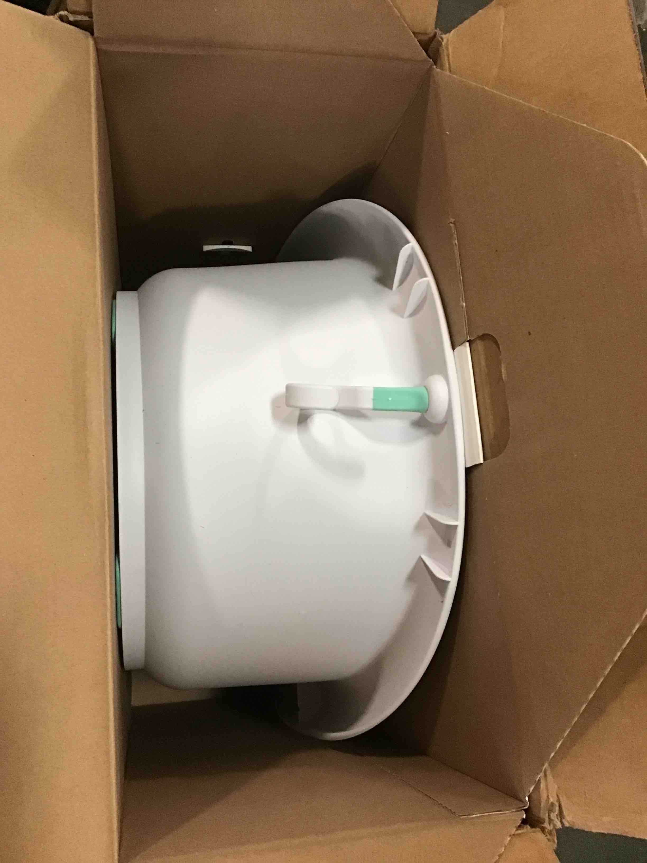 Condition photo showing Good Condition for Frida Baby 4-in-1 Grow-with-Me Baby Bathtub, Baby Tub for Newborns to Toddler with Removable Bath Seat & Backrest for Bath Support in Tub