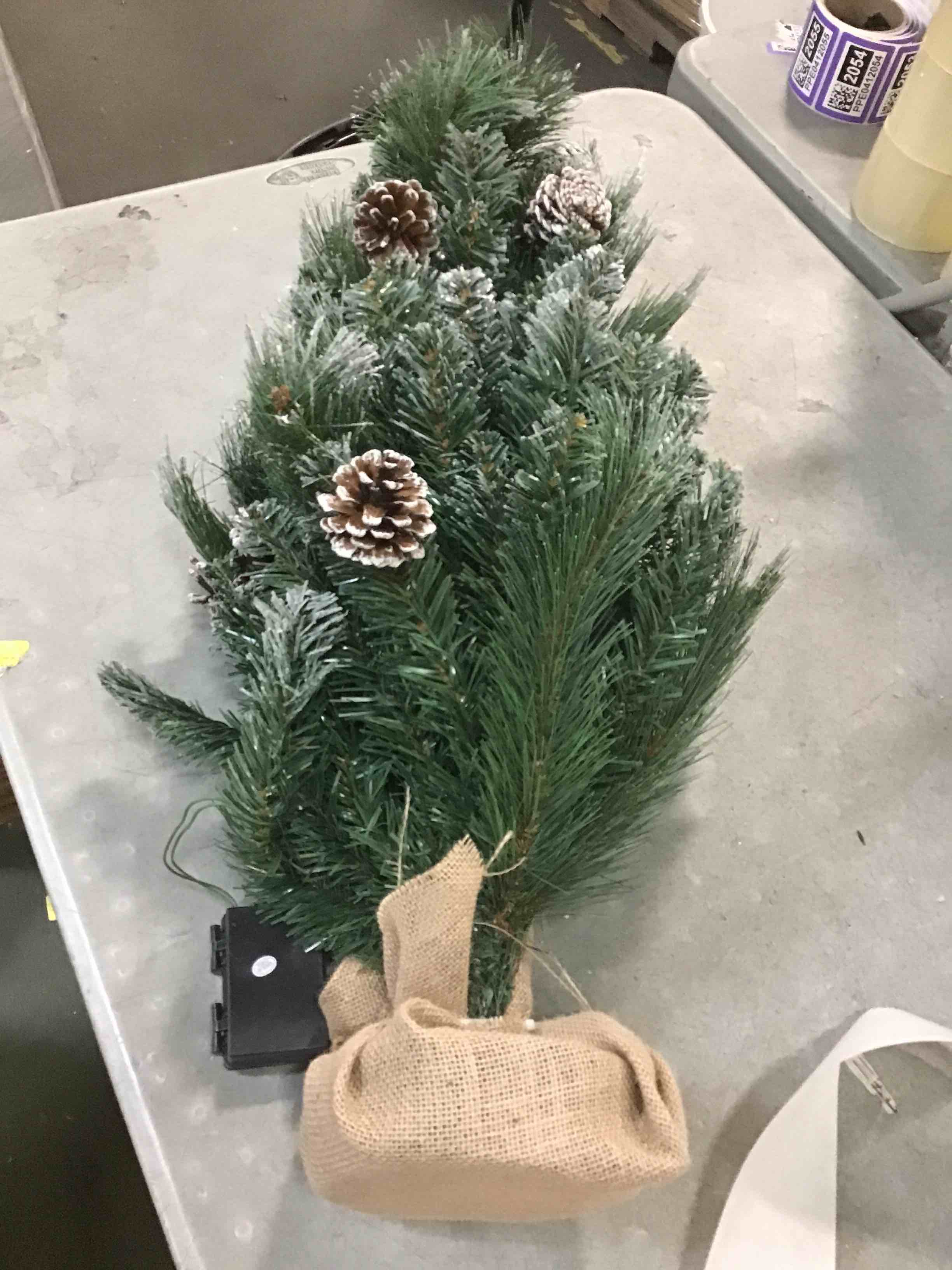 https://s3.amazonaws.com/lotting-images-prod/bidfta/PPE1600543_1734068679939.jpeg