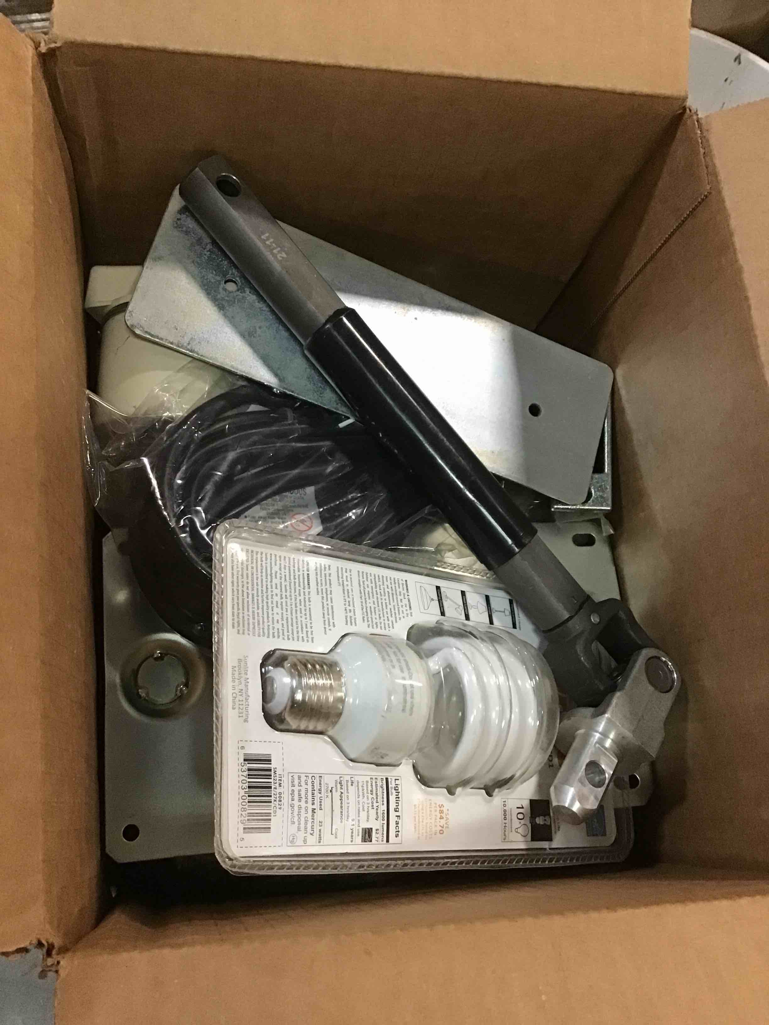 https://s3.amazonaws.com/lotting-images-prod/bidfta/PPE1600950_1734406265678.jpeg