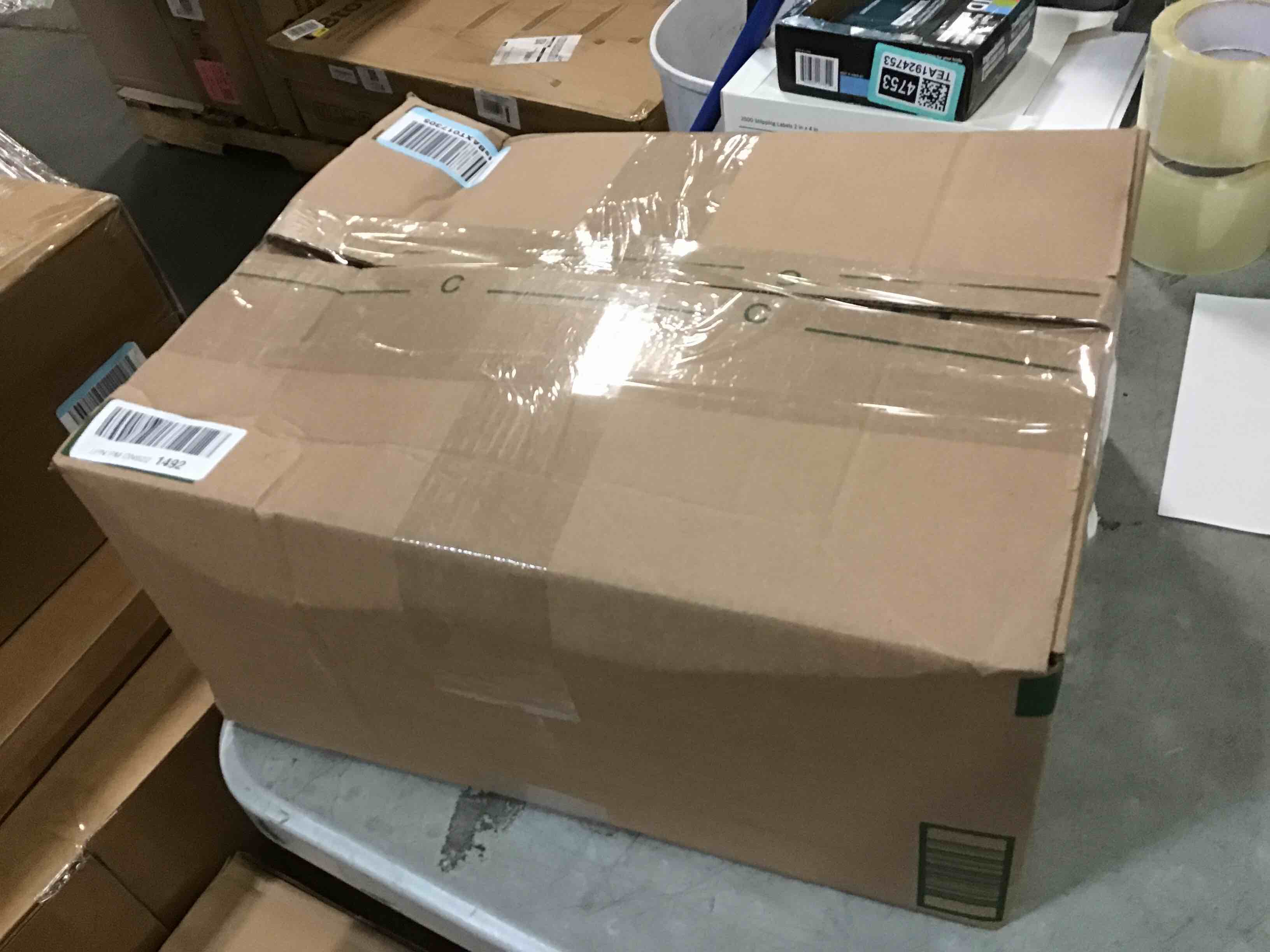 https://s3.amazonaws.com/lotting-images-prod/bidfta/PPE1602515_1735859946159.jpeg