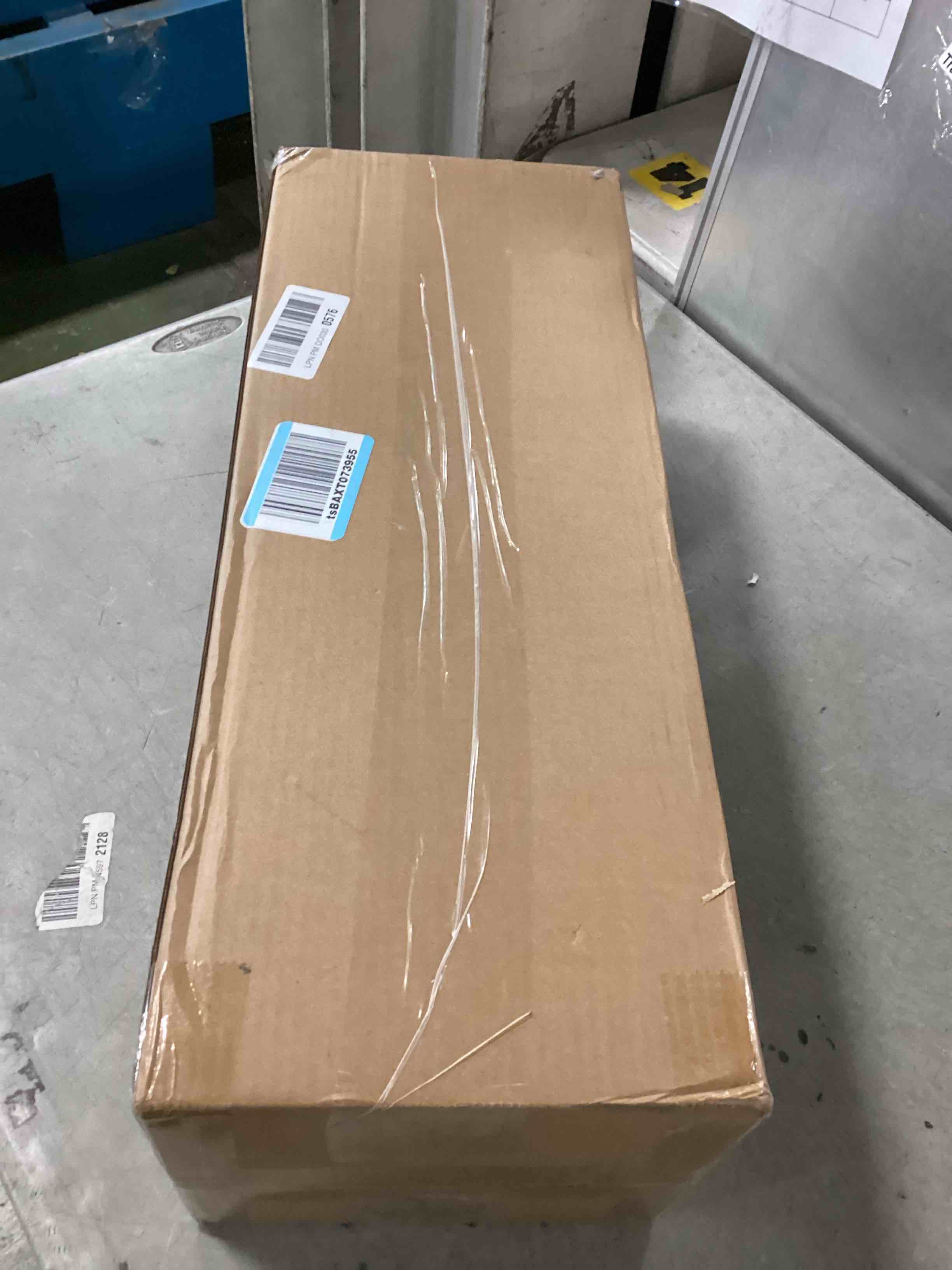 https://s3.amazonaws.com/lotting-images-prod/bidfta/PPE1602911_1738071218180.jpeg