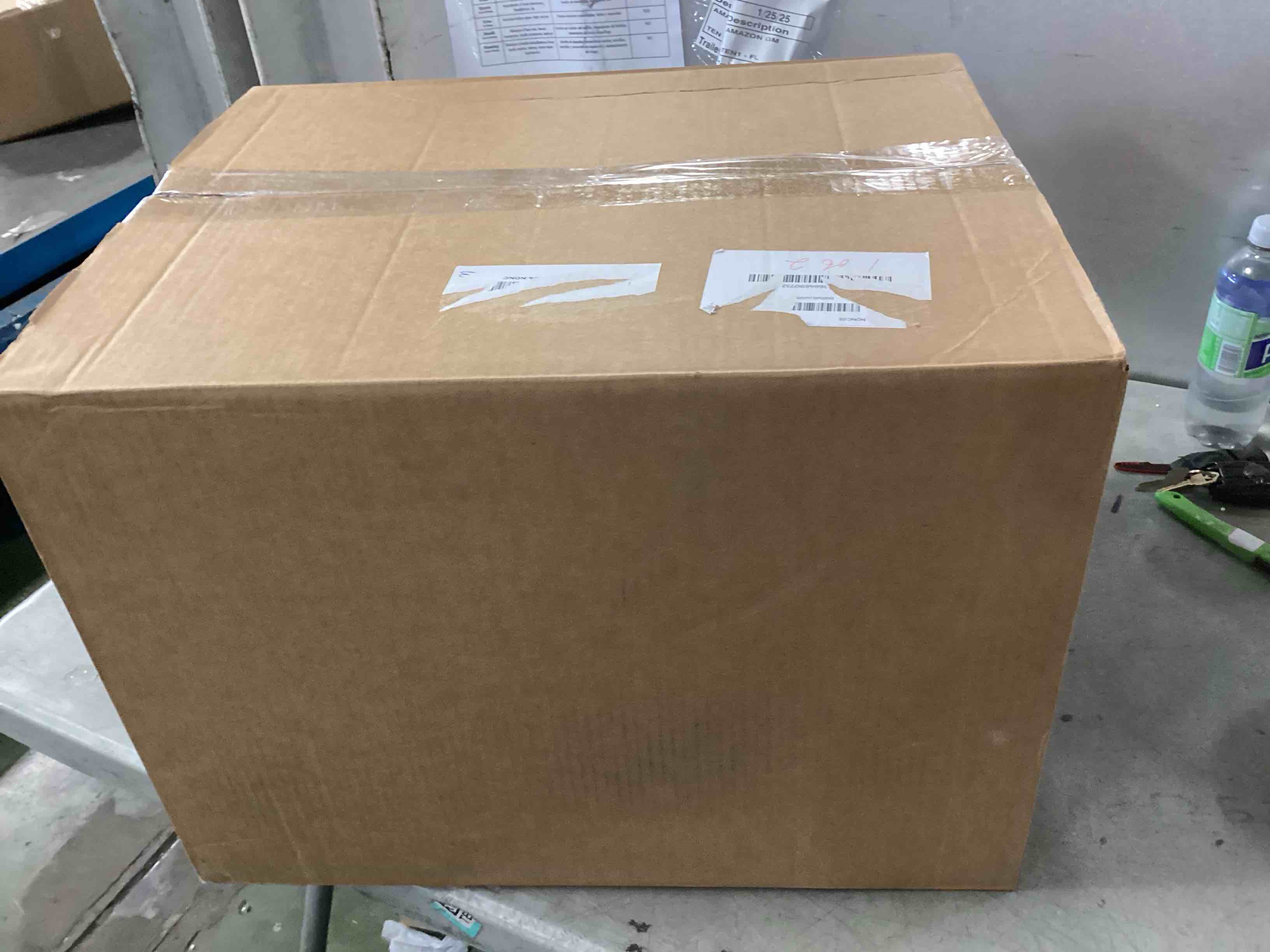 https://s3.amazonaws.com/lotting-images-prod/bidfta/PPE1602927_1738073038112.jpeg