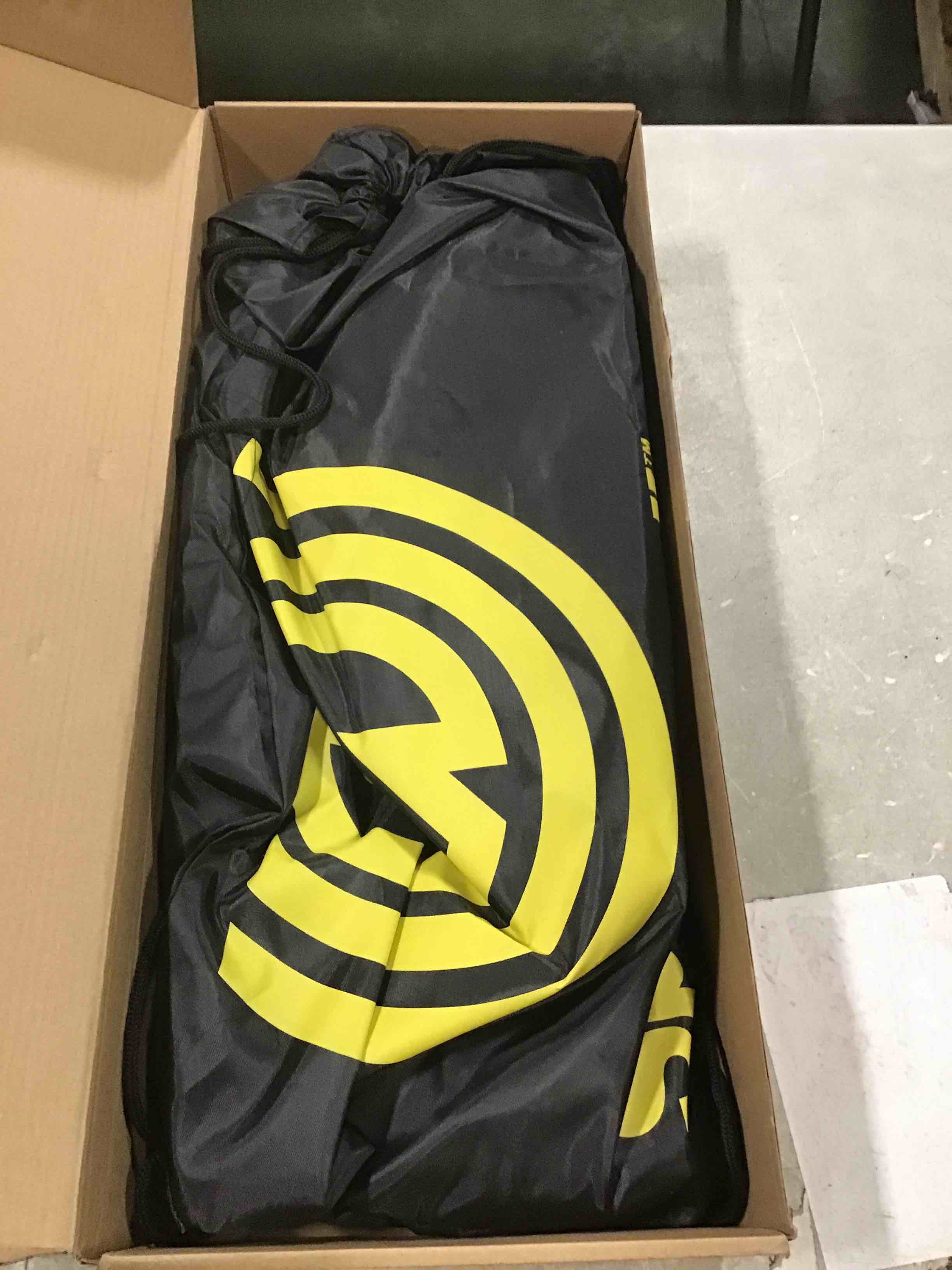 https://s3.amazonaws.com/lotting-images-prod/bidfta/PPE1604133_1734613210829.jpeg