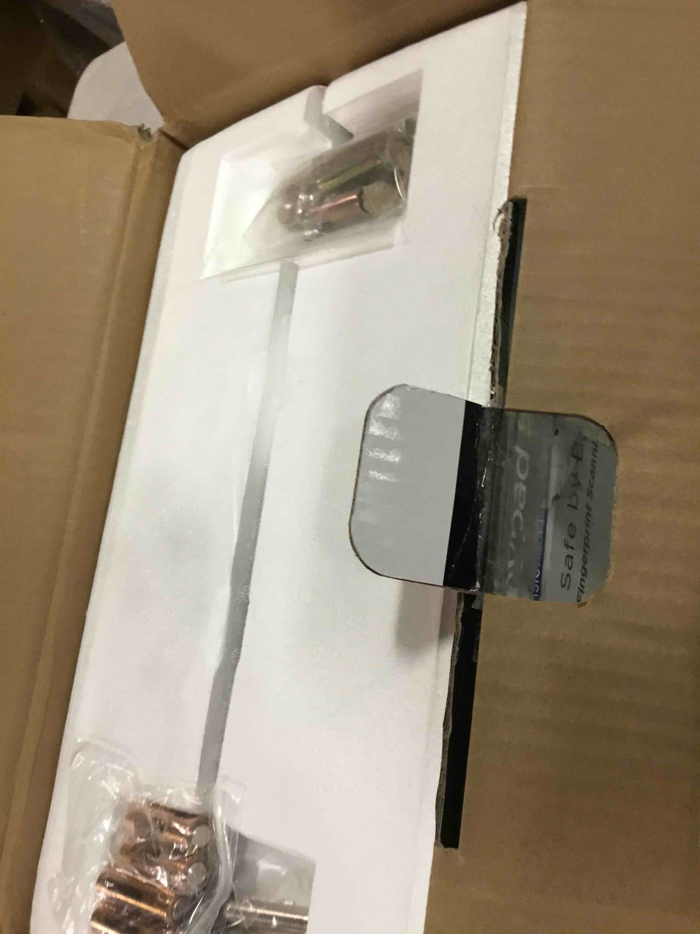 https://s3.amazonaws.com/lotting-images-prod/bidfta/PPE1606052_1736261294733.jpeg