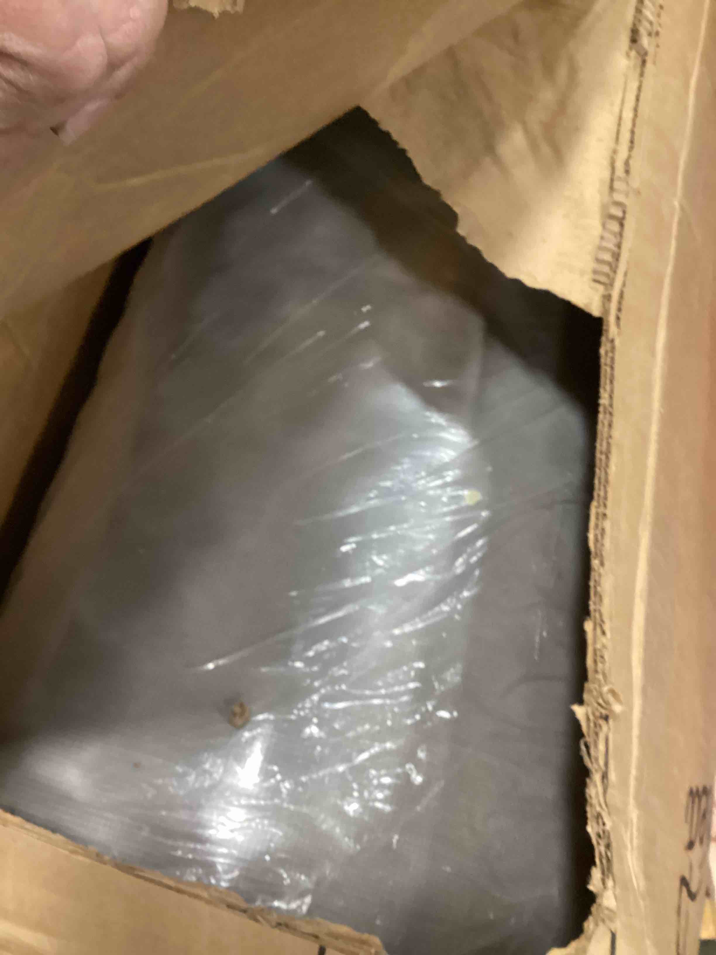 https://s3.amazonaws.com/lotting-images-prod/bidfta/PPE1606130_1738780206677.jpeg