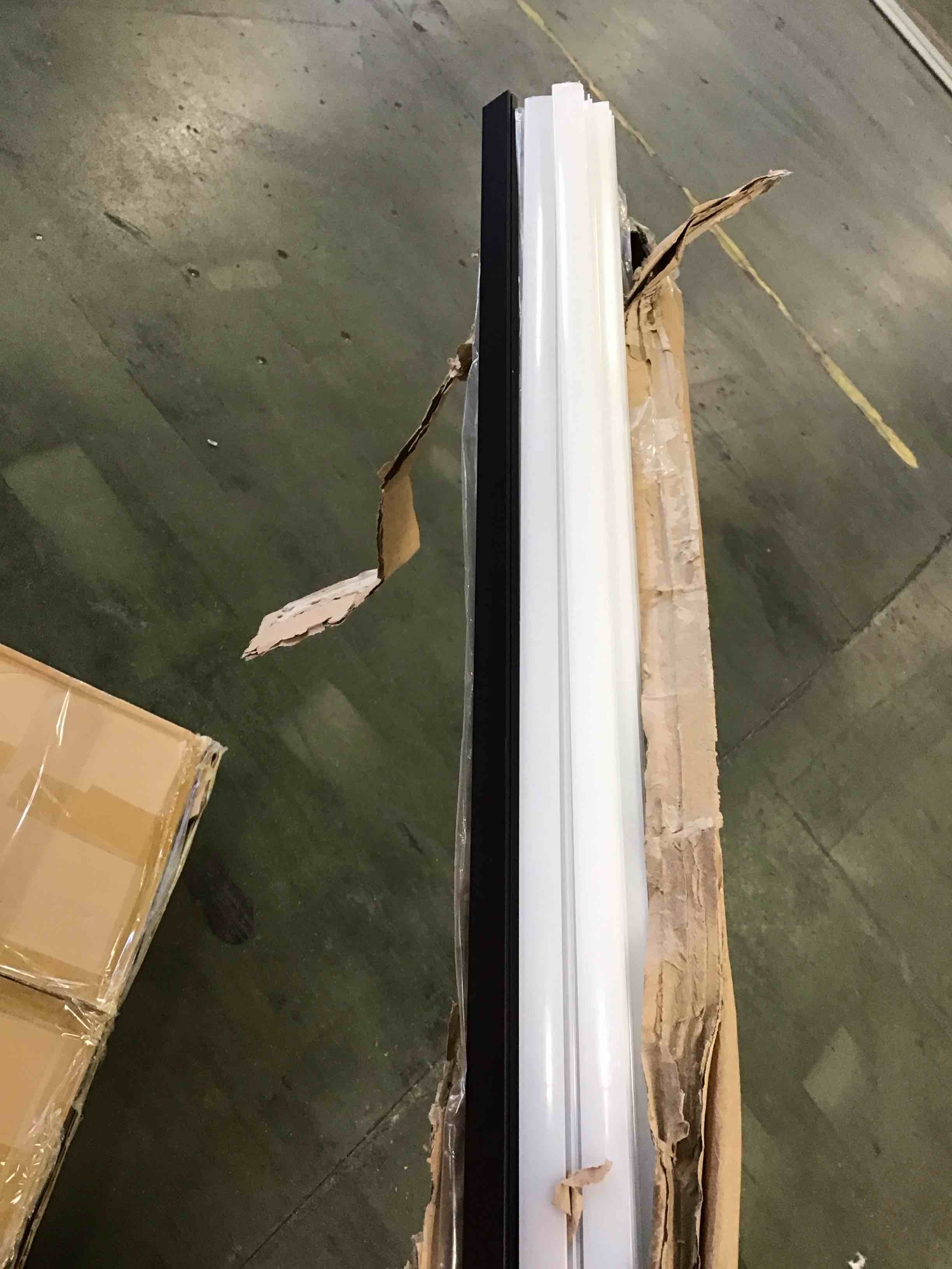 https://s3.amazonaws.com/lotting-images-prod/bidfta/PPE1606552_1738958562142.jpeg