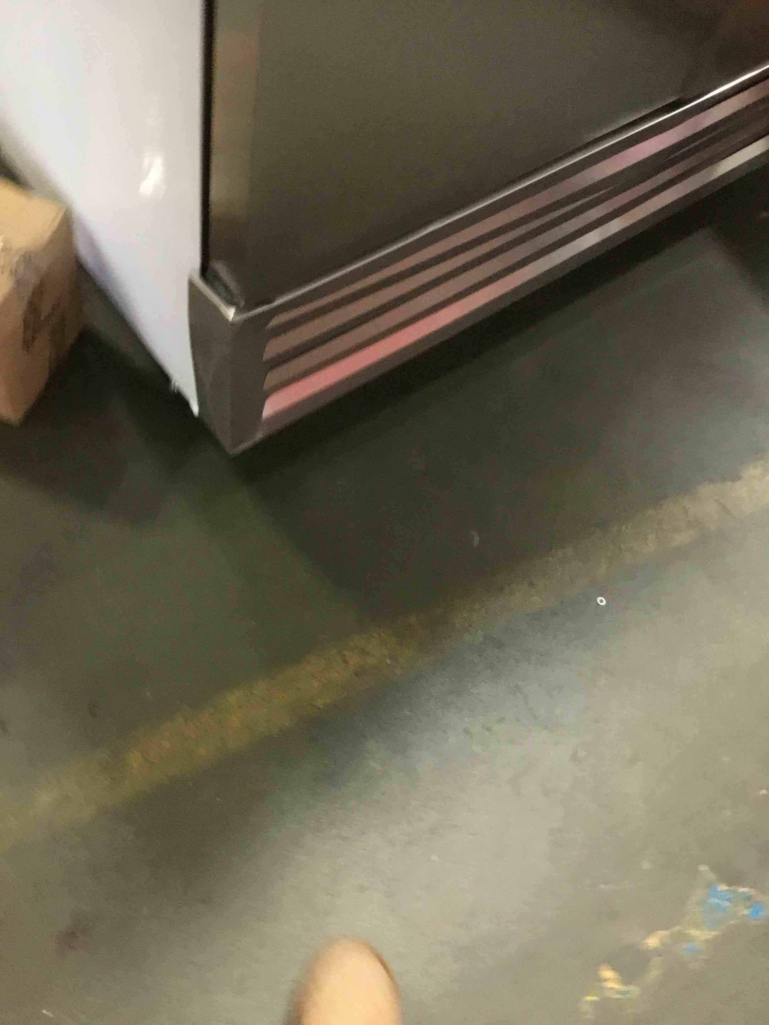 https://s3.amazonaws.com/lotting-images-prod/bidfta/PPE1607140_1739544049589.jpeg