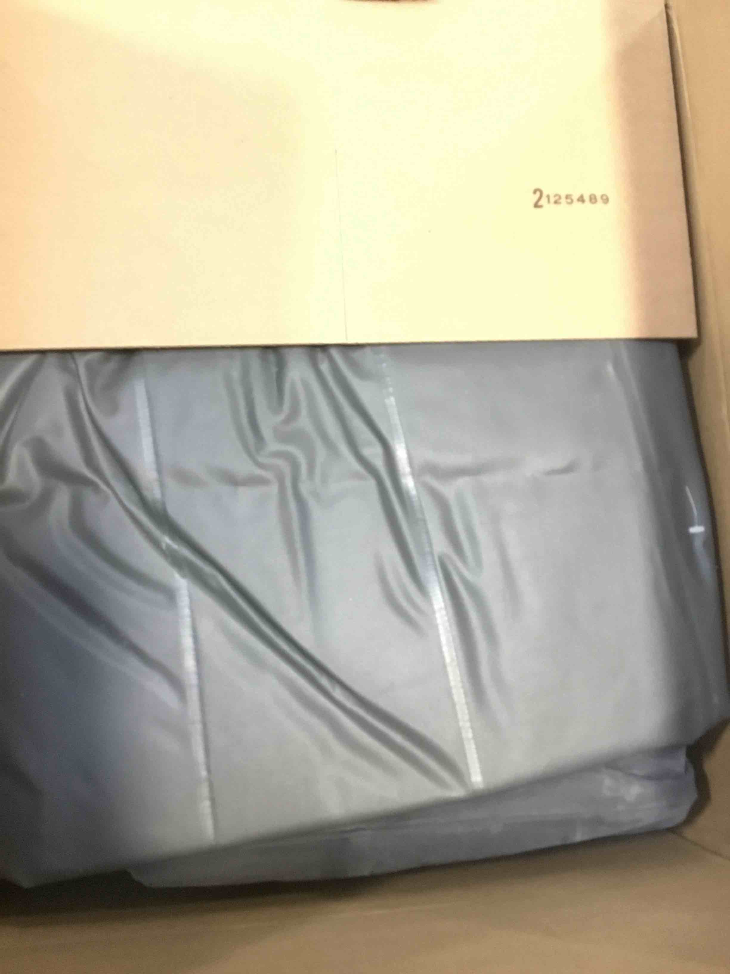 https://s3.amazonaws.com/lotting-images-prod/bidfta/PPE1607762_1740086301059.jpeg