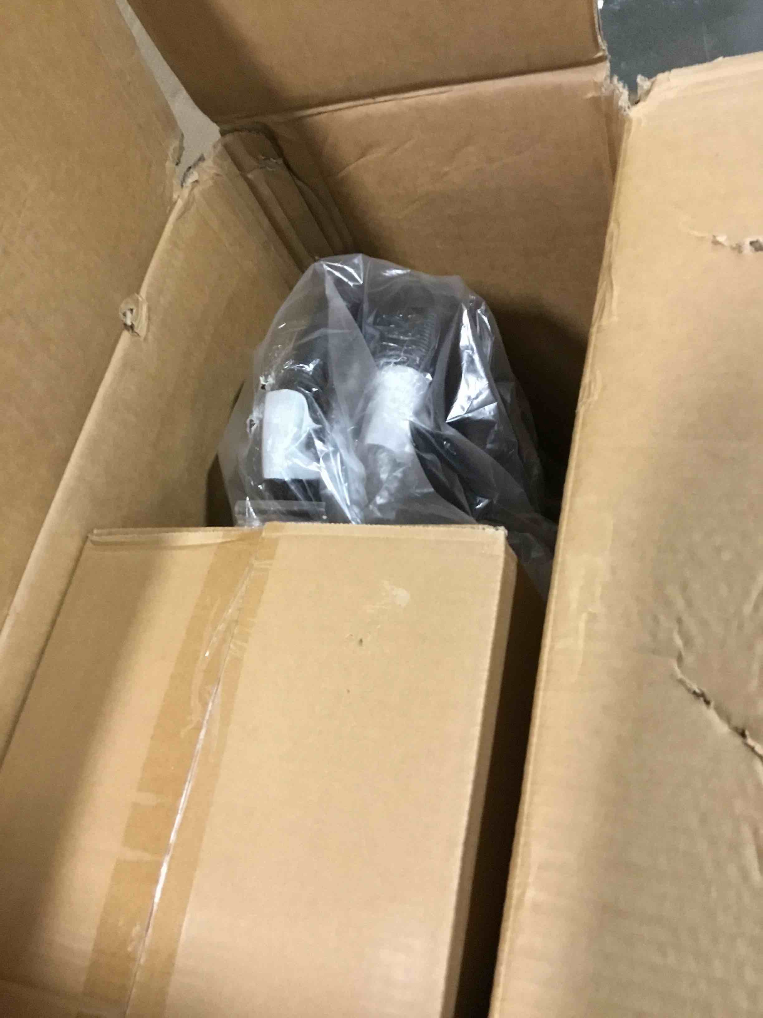 https://s3.amazonaws.com/lotting-images-prod/bidfta/PPE1607932_1740402184482.jpeg