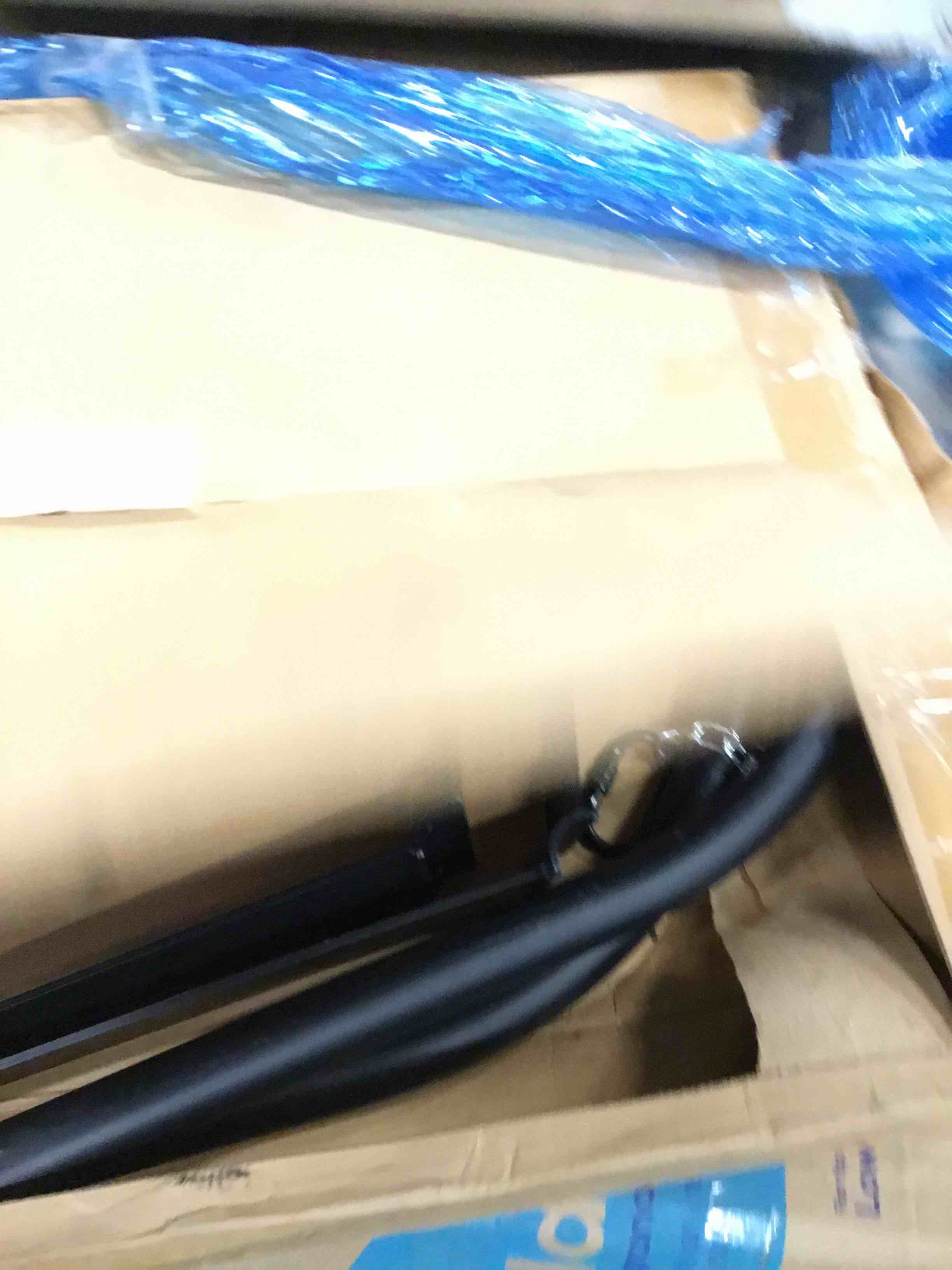 https://s3.amazonaws.com/lotting-images-prod/bidfta/PPE1607961_1740406116122.jpeg