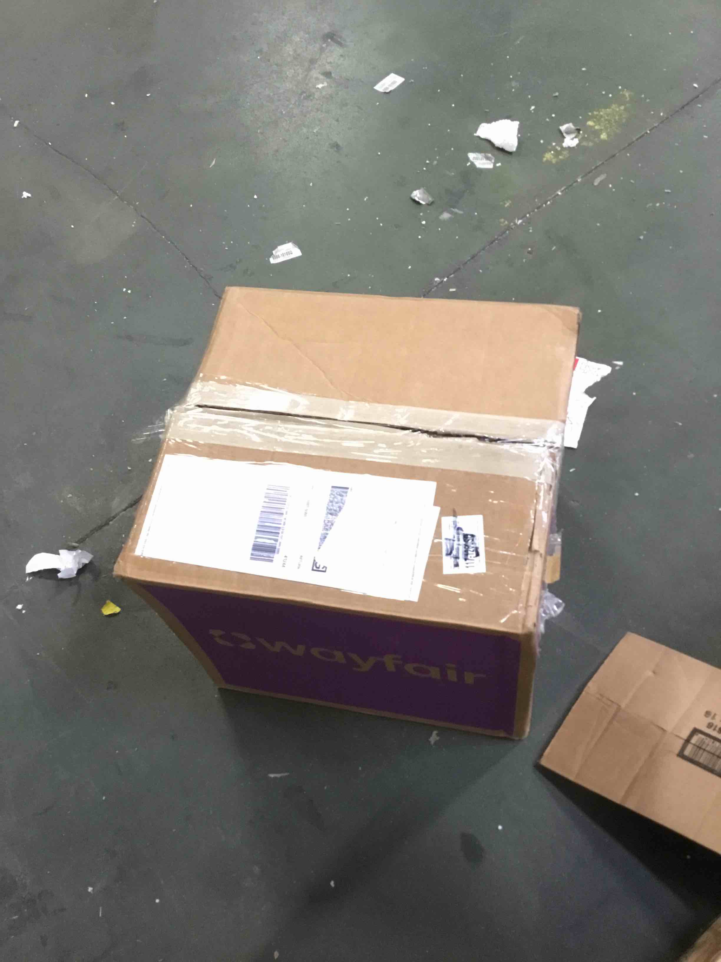 https://s3.amazonaws.com/lotting-images-prod/bidfta/PPE1607972_1740411405848.jpeg