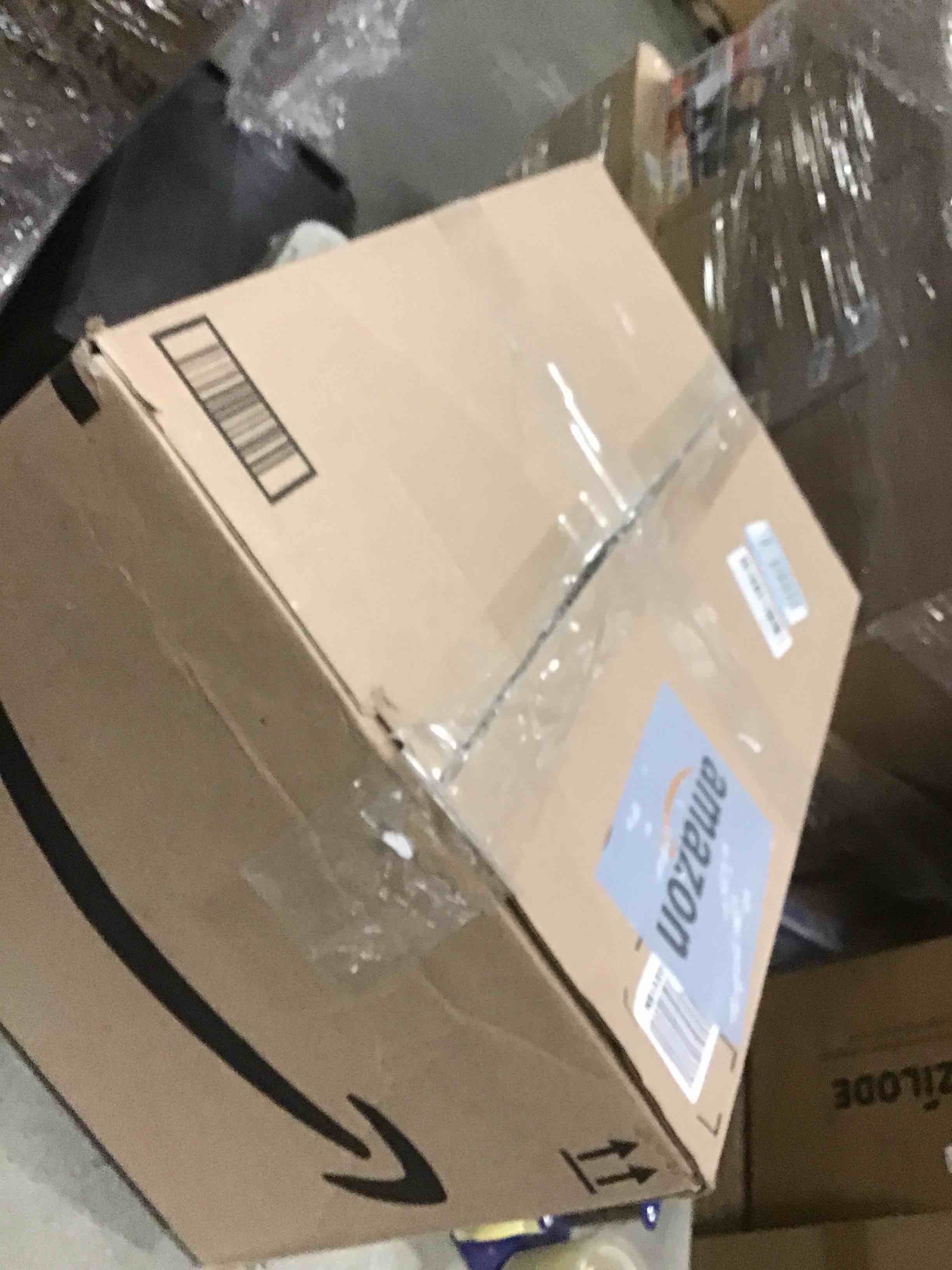 Condition photo showing Good Condition for JHY DESIGN Set of 2 19.5''&13''Tall Outdoor Candle Lanterns Vintage Hanging Tower Lantern Metal Candle Holder for Garden Living Room Indoor Outdoor Parties Weddings Balcony(White)