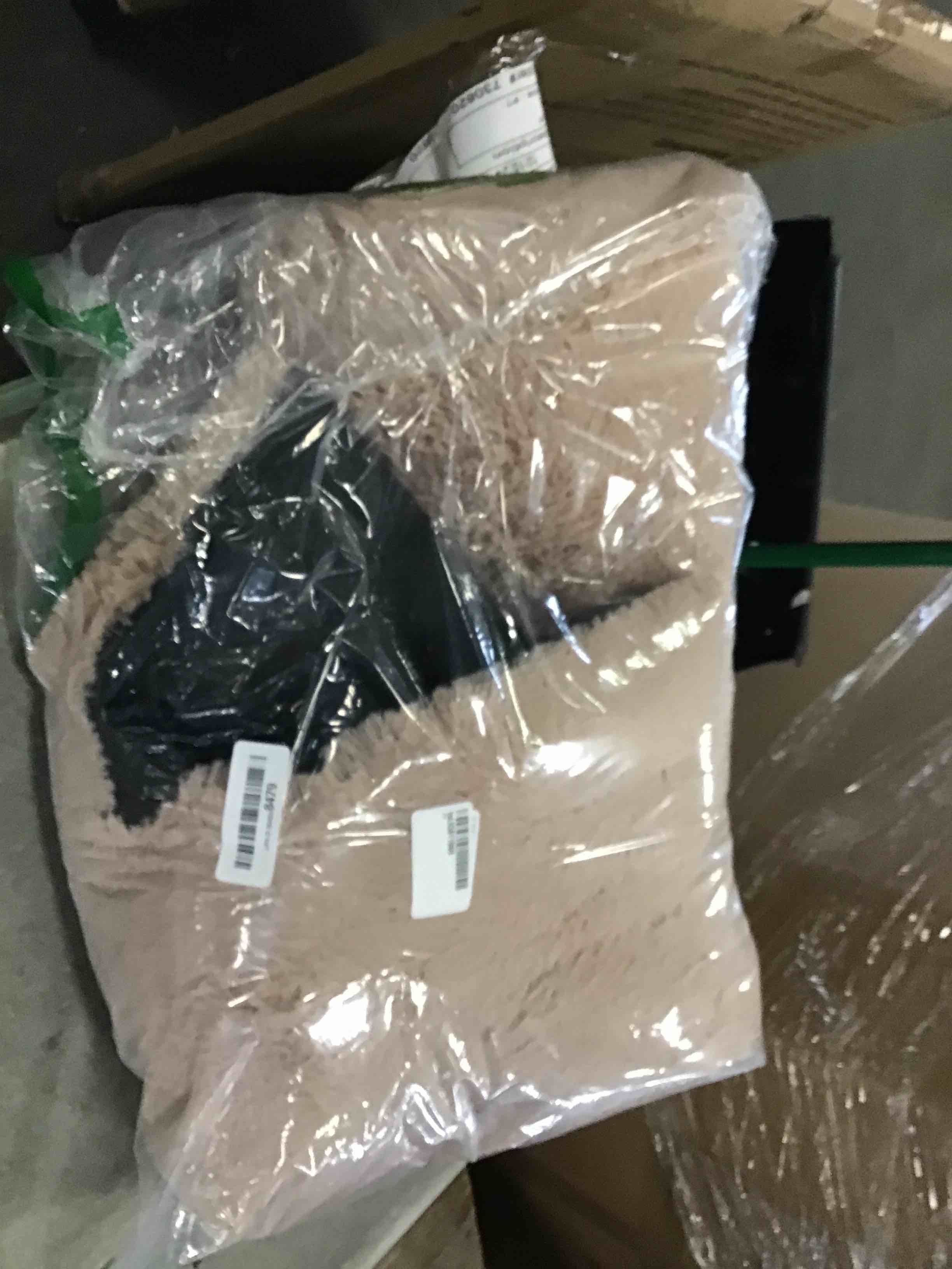 https://s3.amazonaws.com/lotting-images-prod/bidfta/PPE1609158_1734103430964.jpeg